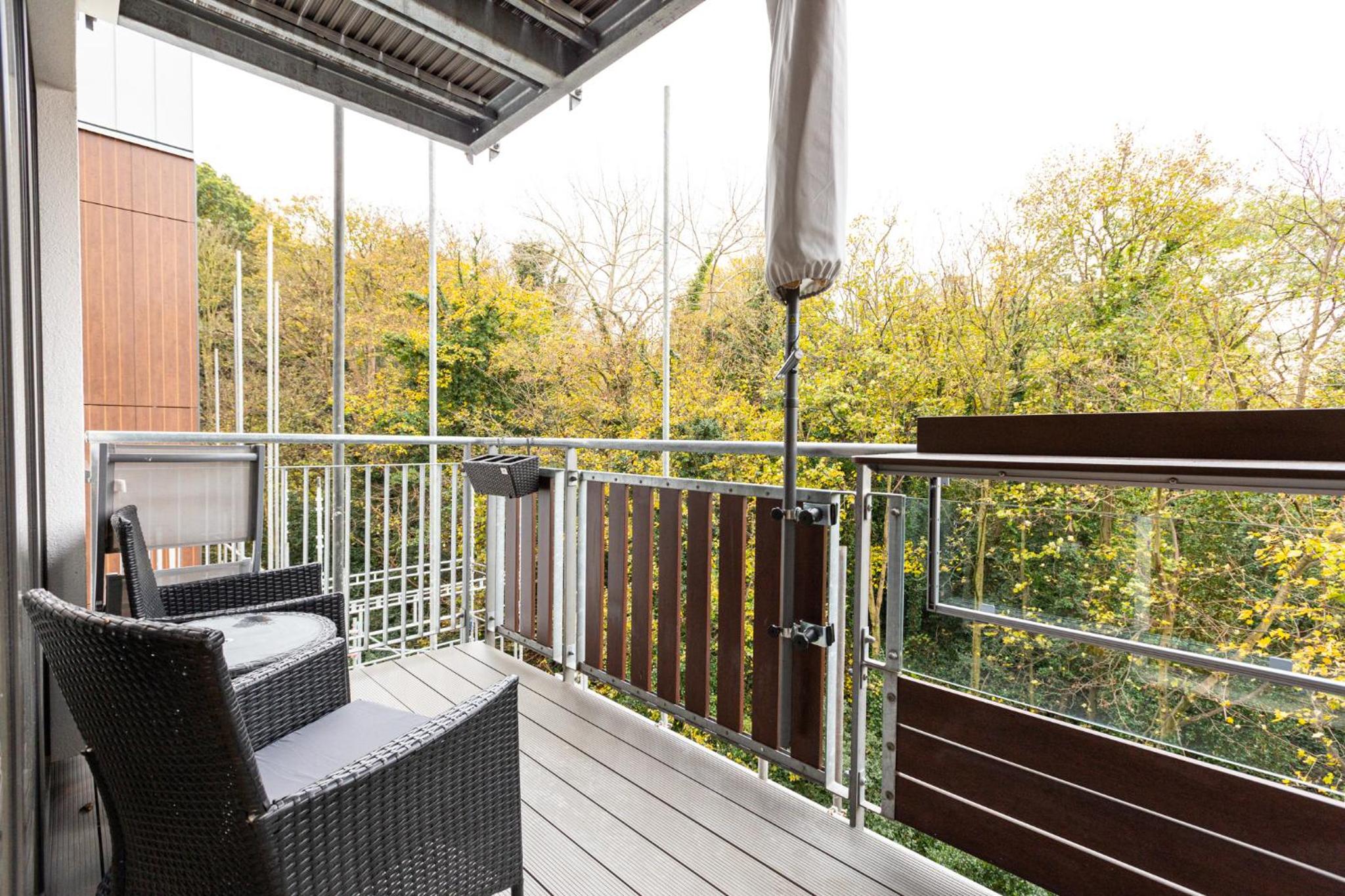 Immaculate 2BR Flat, Greenwich, 2 min Maze Hill St