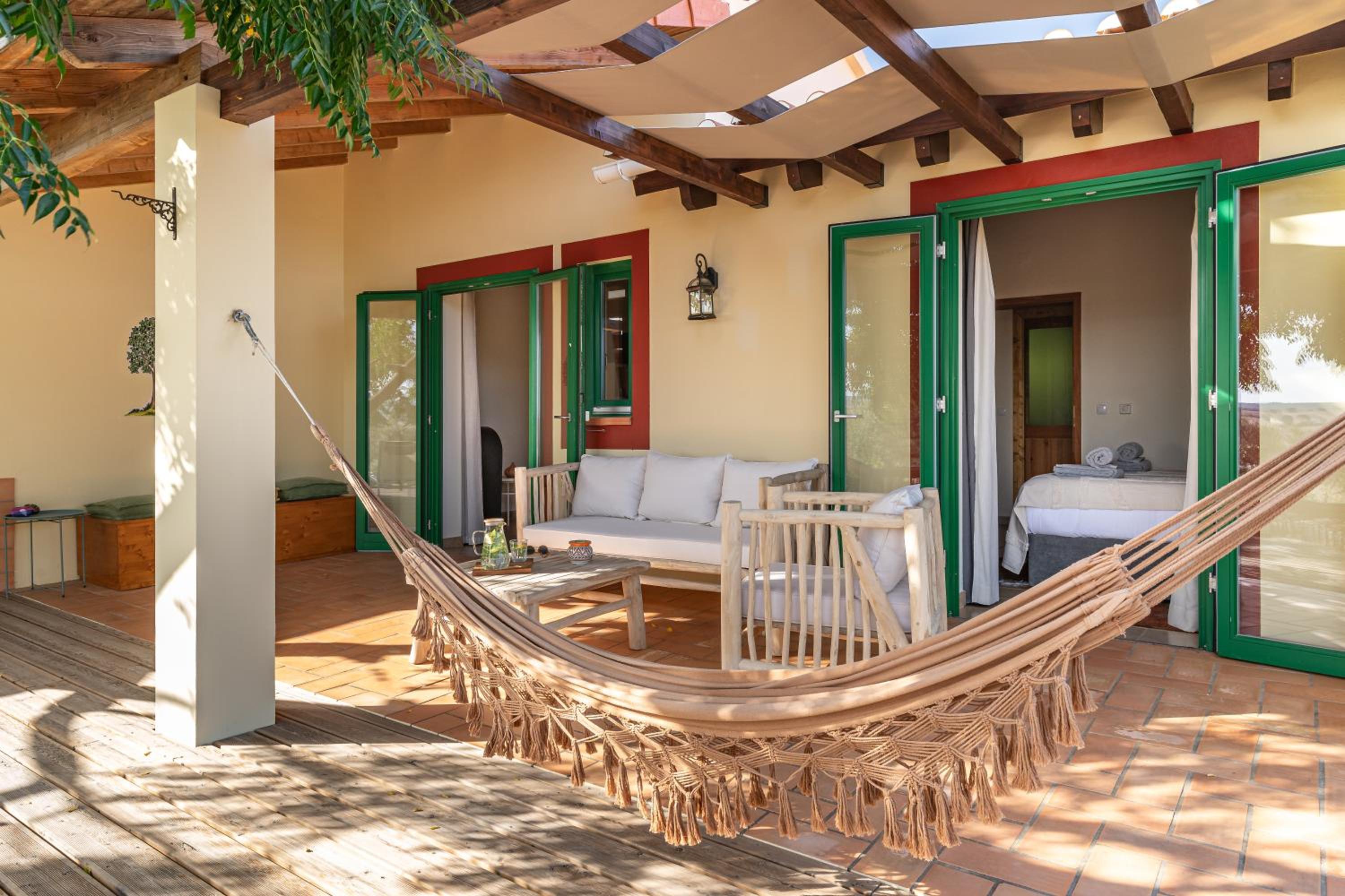 Monte Flora Farmhouse
