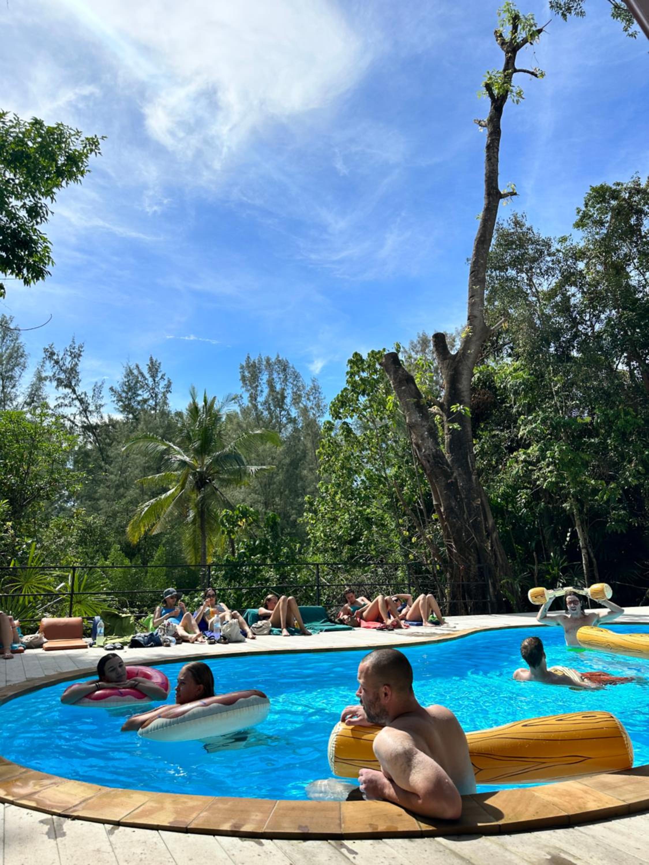 Blanco Hostel Lanta 18 to 35
