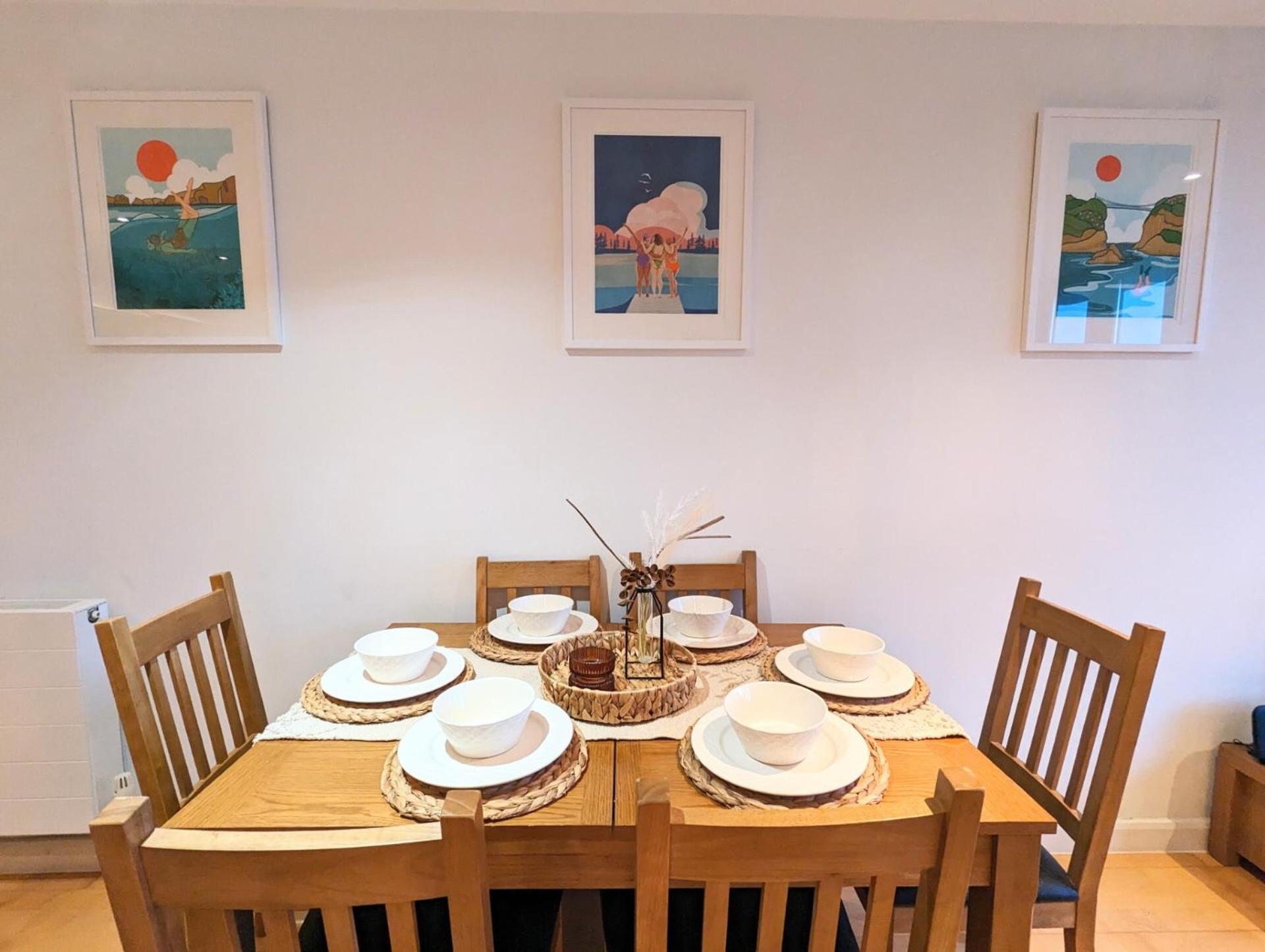 Apartment 100m from Fistral Beach- Underground Parking-Surf Shower & Locker- Sleeps 6