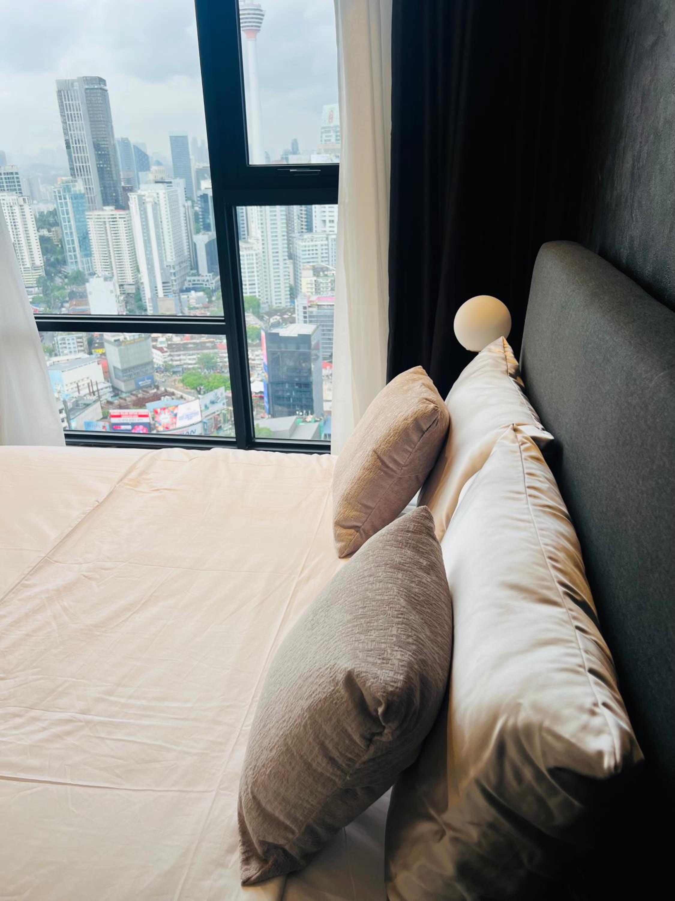 AXON APARTMENT RESIDENTIAL SUITE