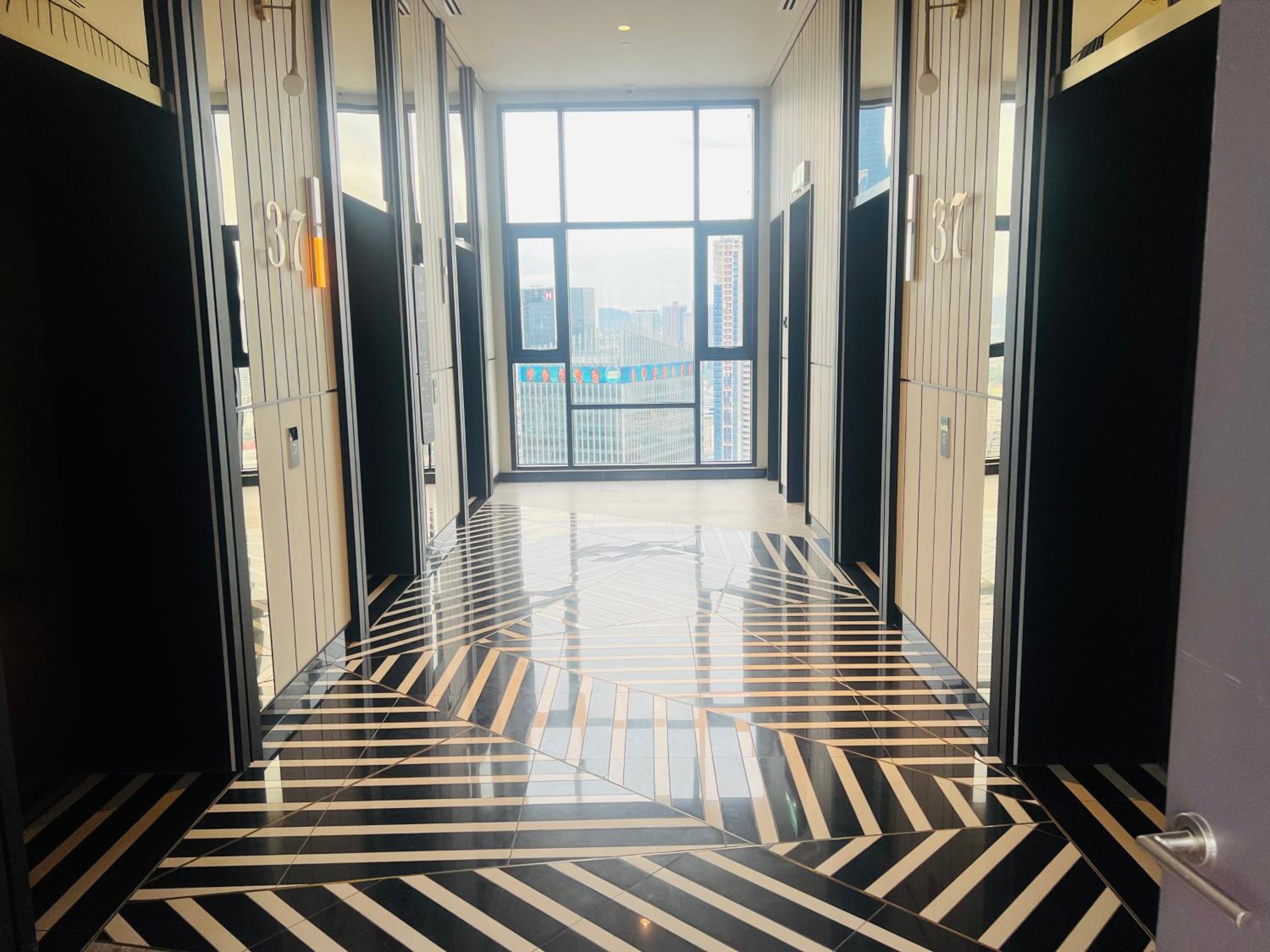 AXON APARTMENT RESIDENTIAL SUITE