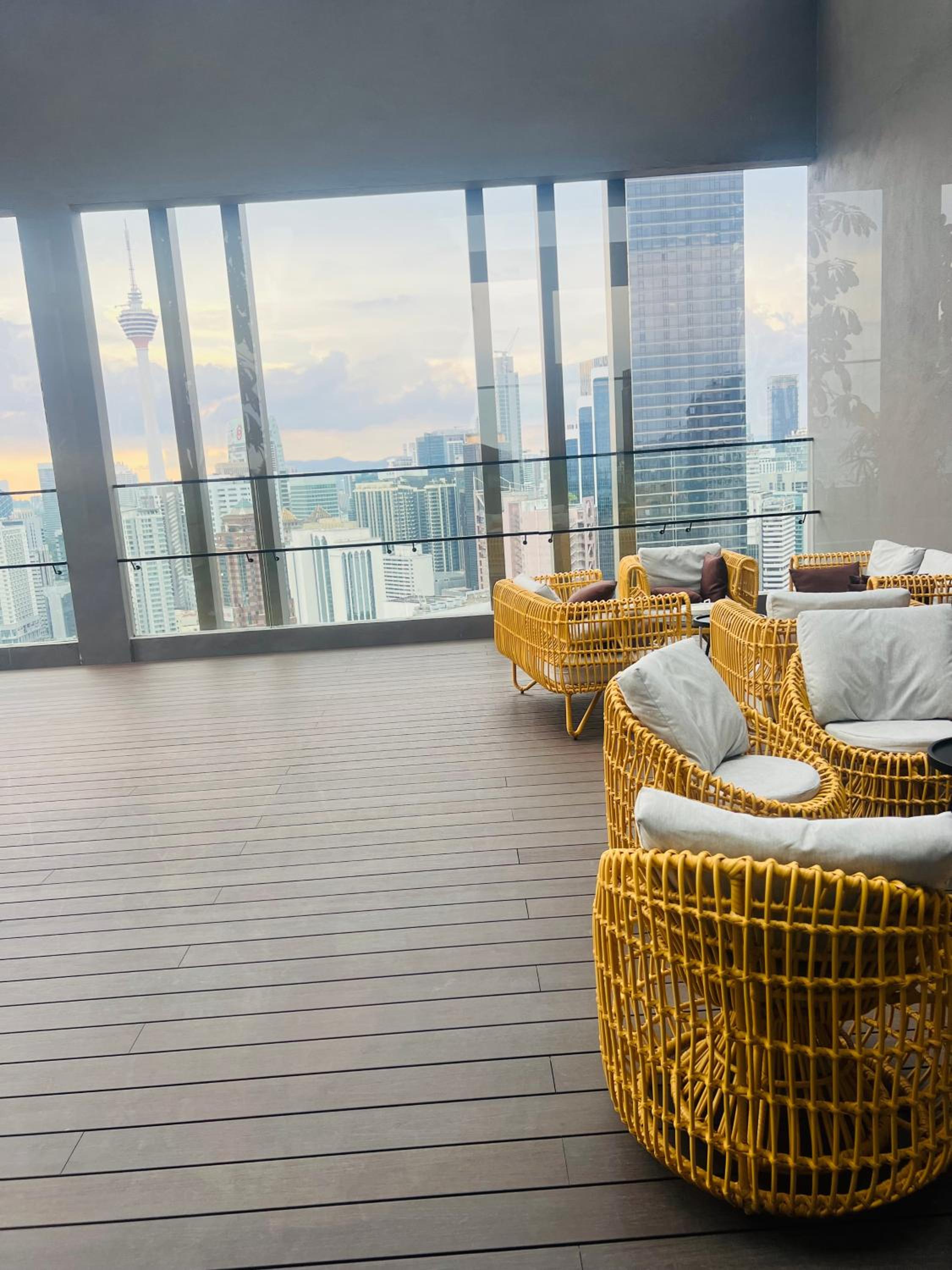 AXON APARTMENT RESIDENTIAL SUITE