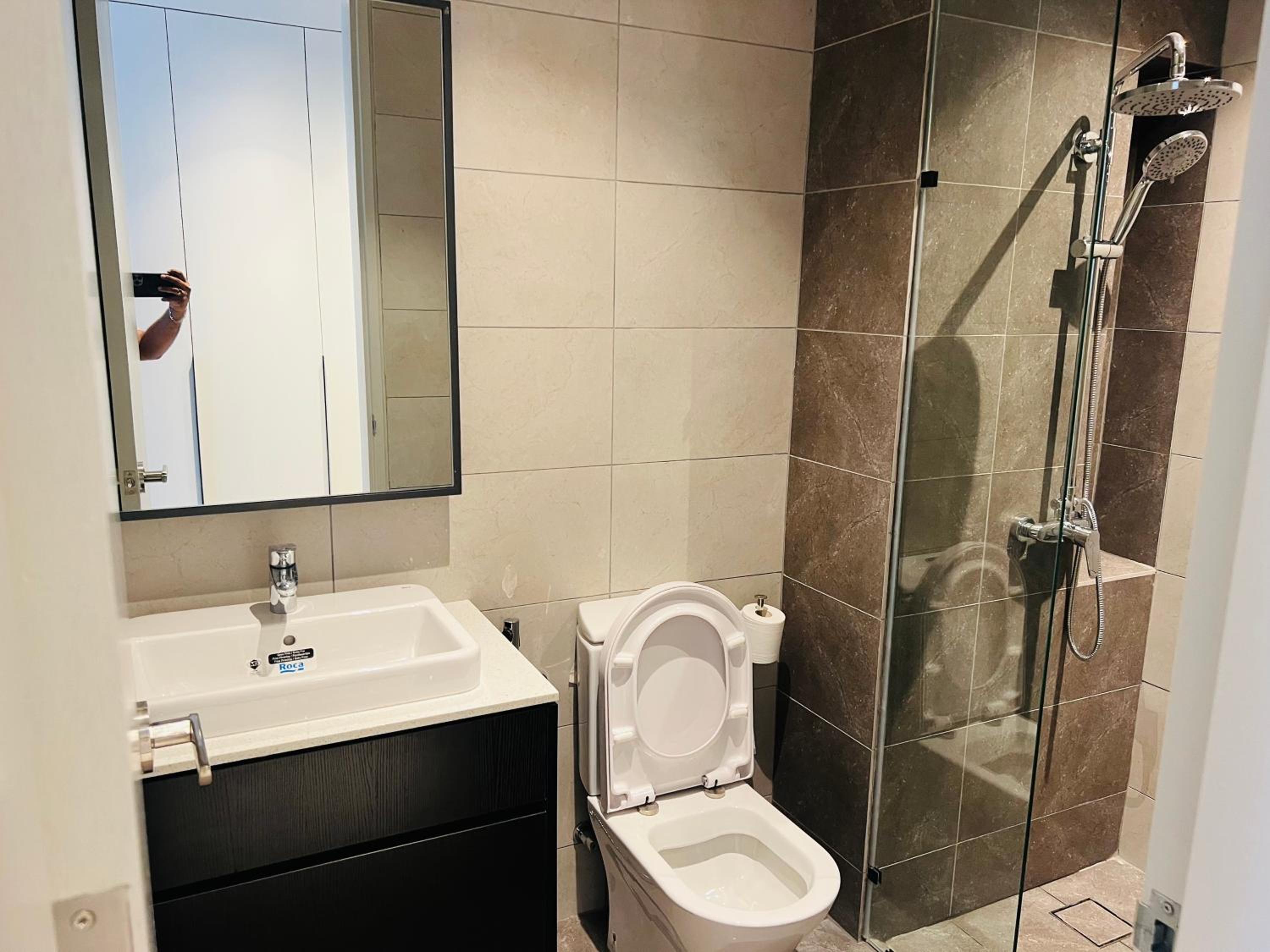AXON APARTMENT RESIDENTIAL SUITE