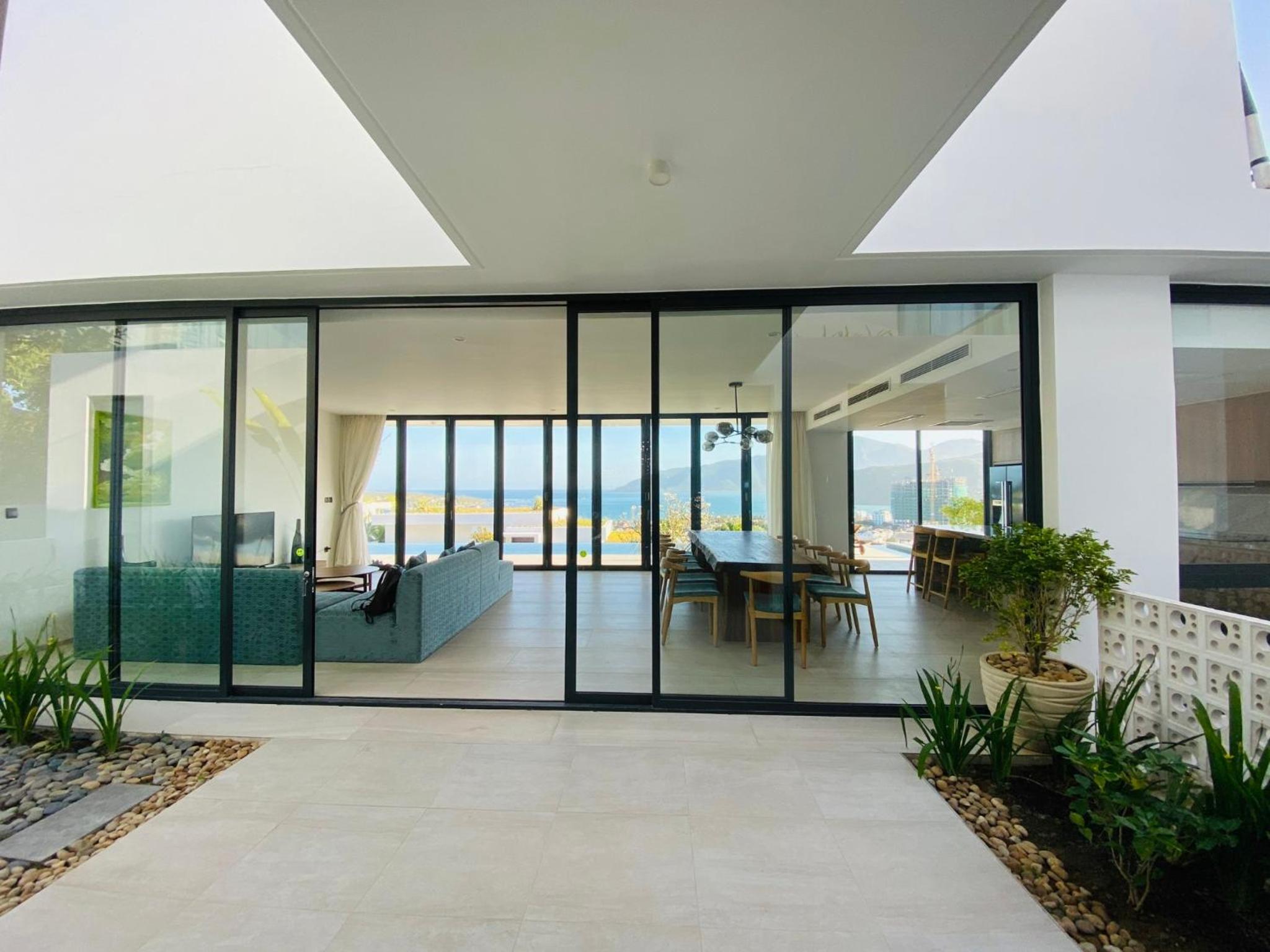 Abogo Ocean Front Villa Nha Trang