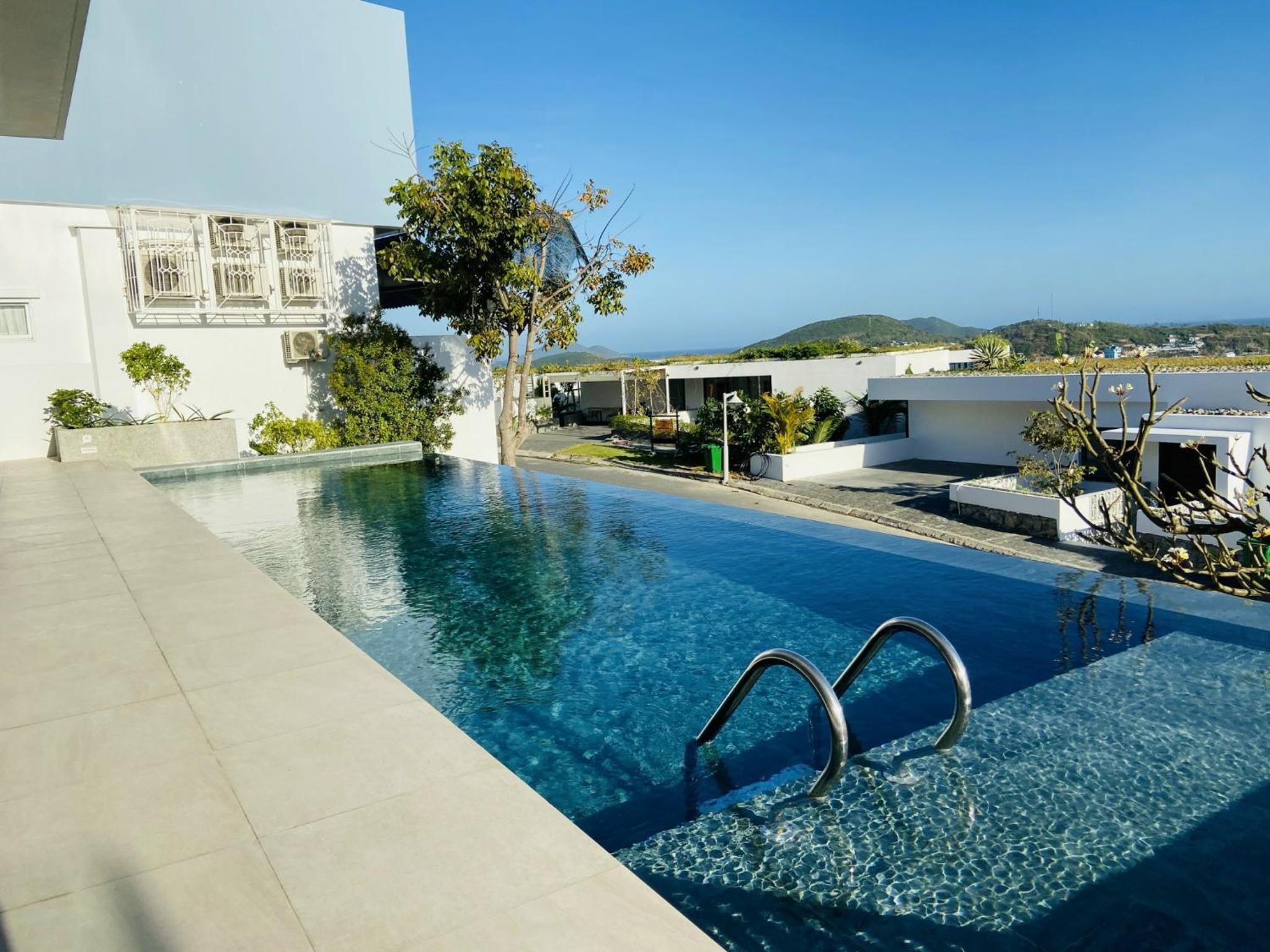 Abogo Ocean Front Villa Nha Trang