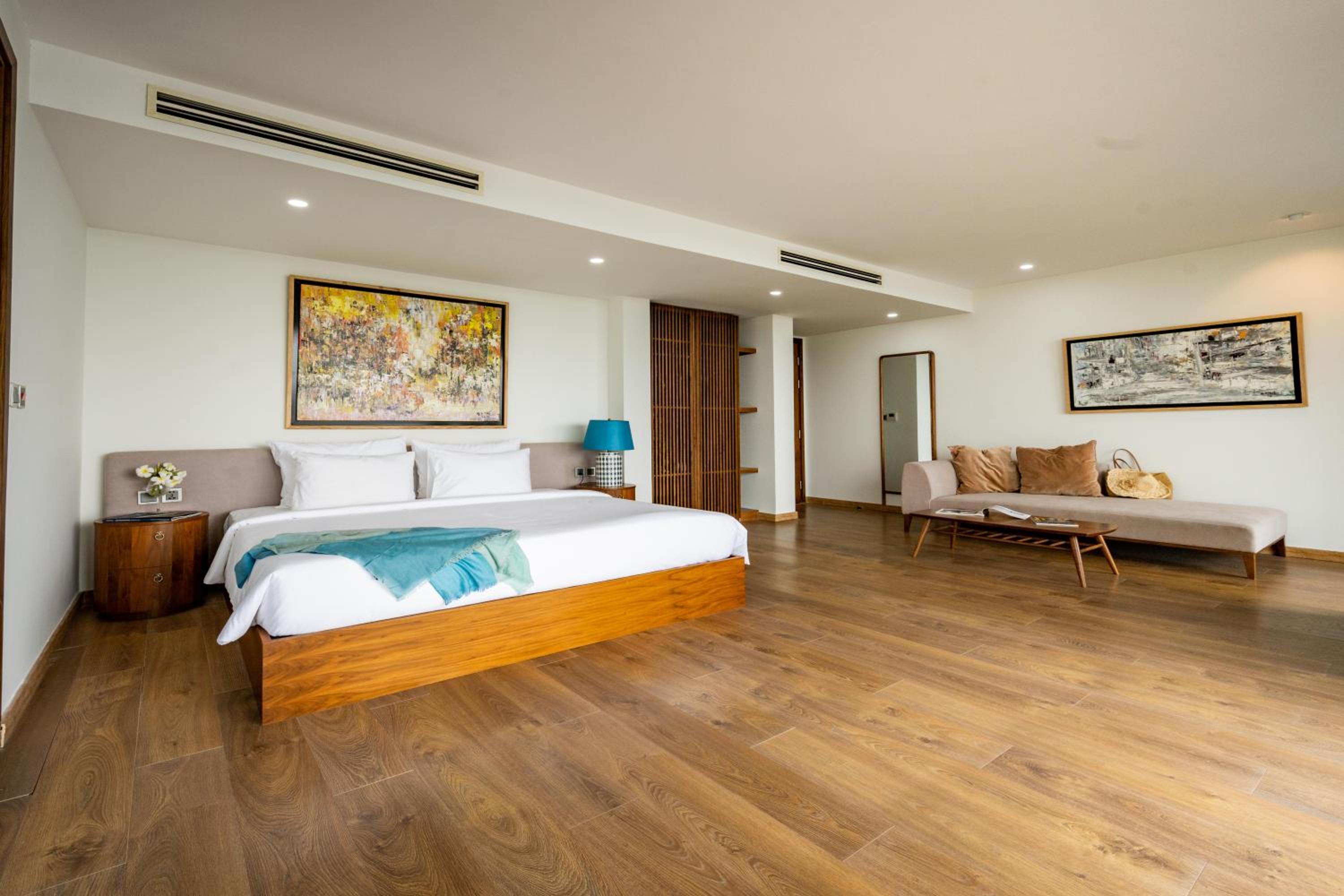 Abogo Ocean Front Villa Nha Trang