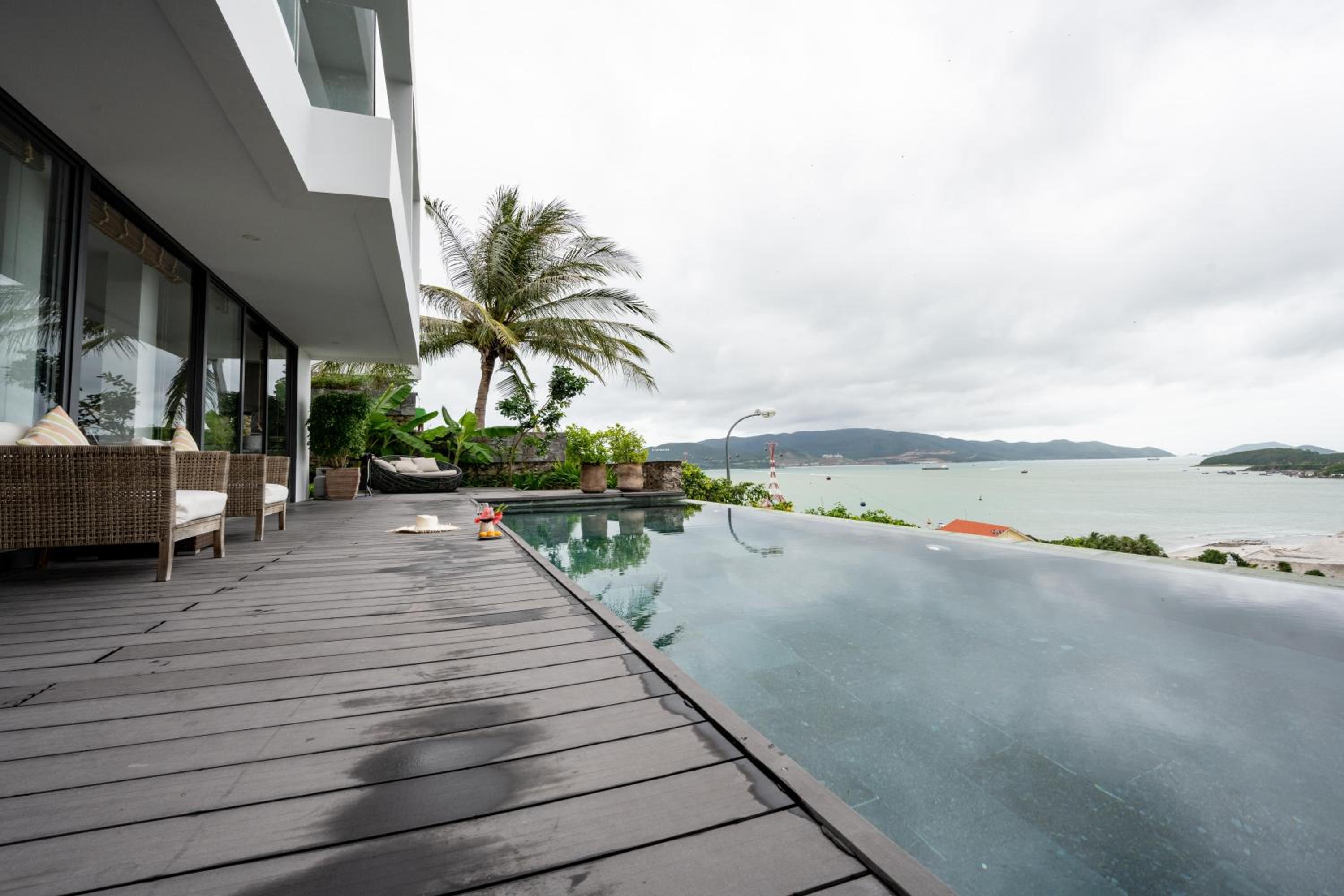 Abogo Ocean Front Villa Nha Trang