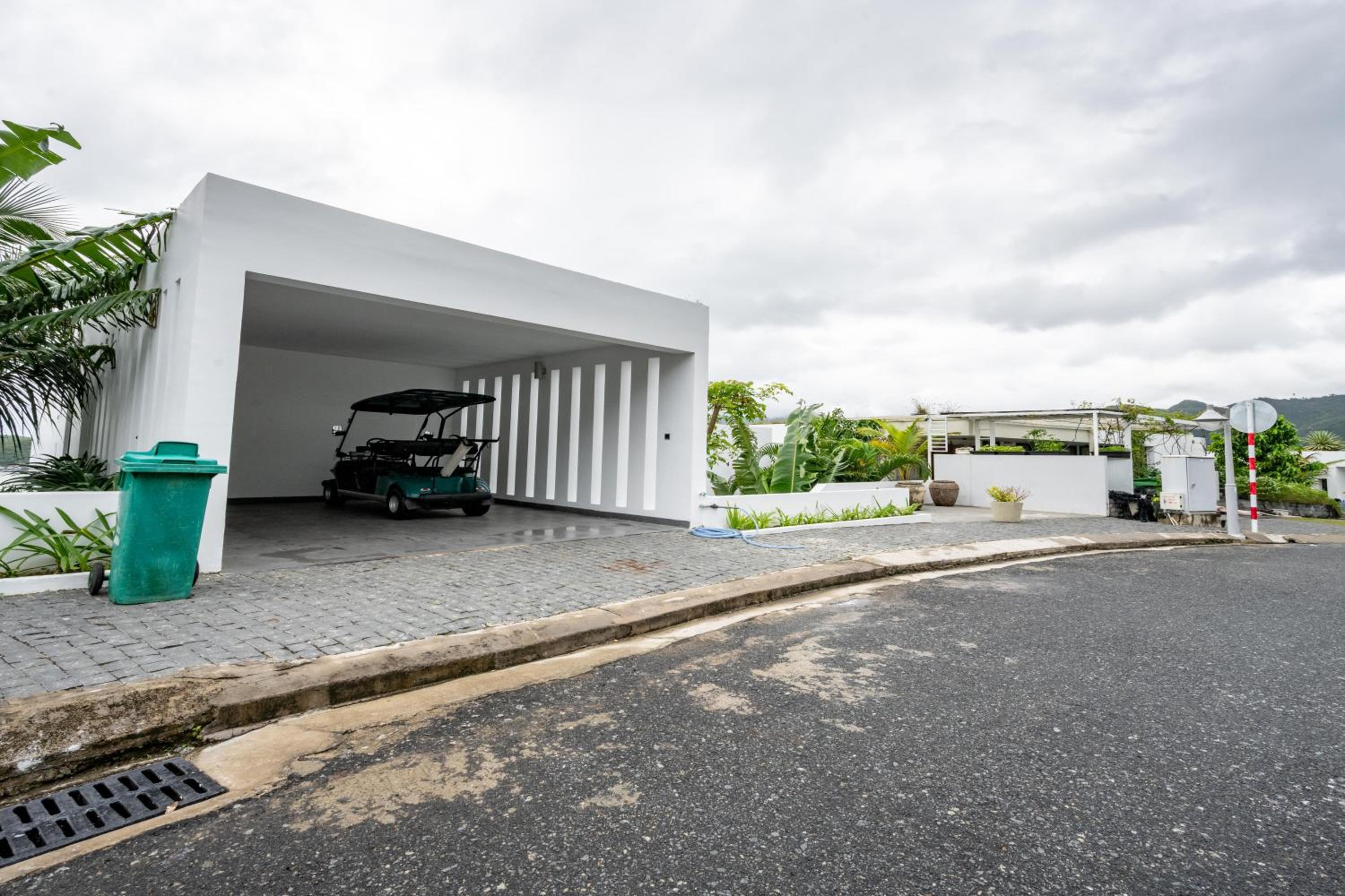 Abogo Ocean Front Villa Nha Trang