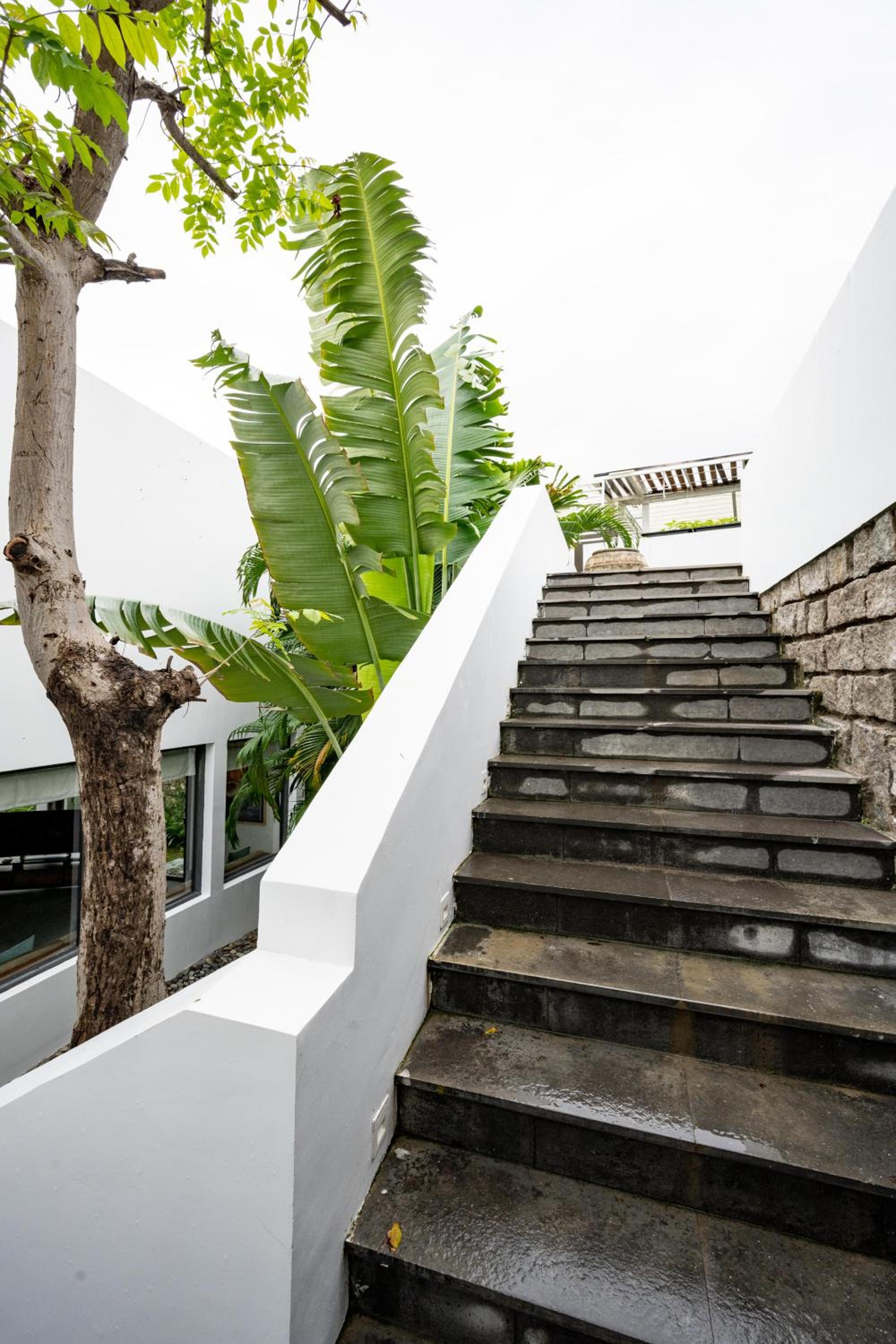 Abogo Ocean Front Villa Nha Trang