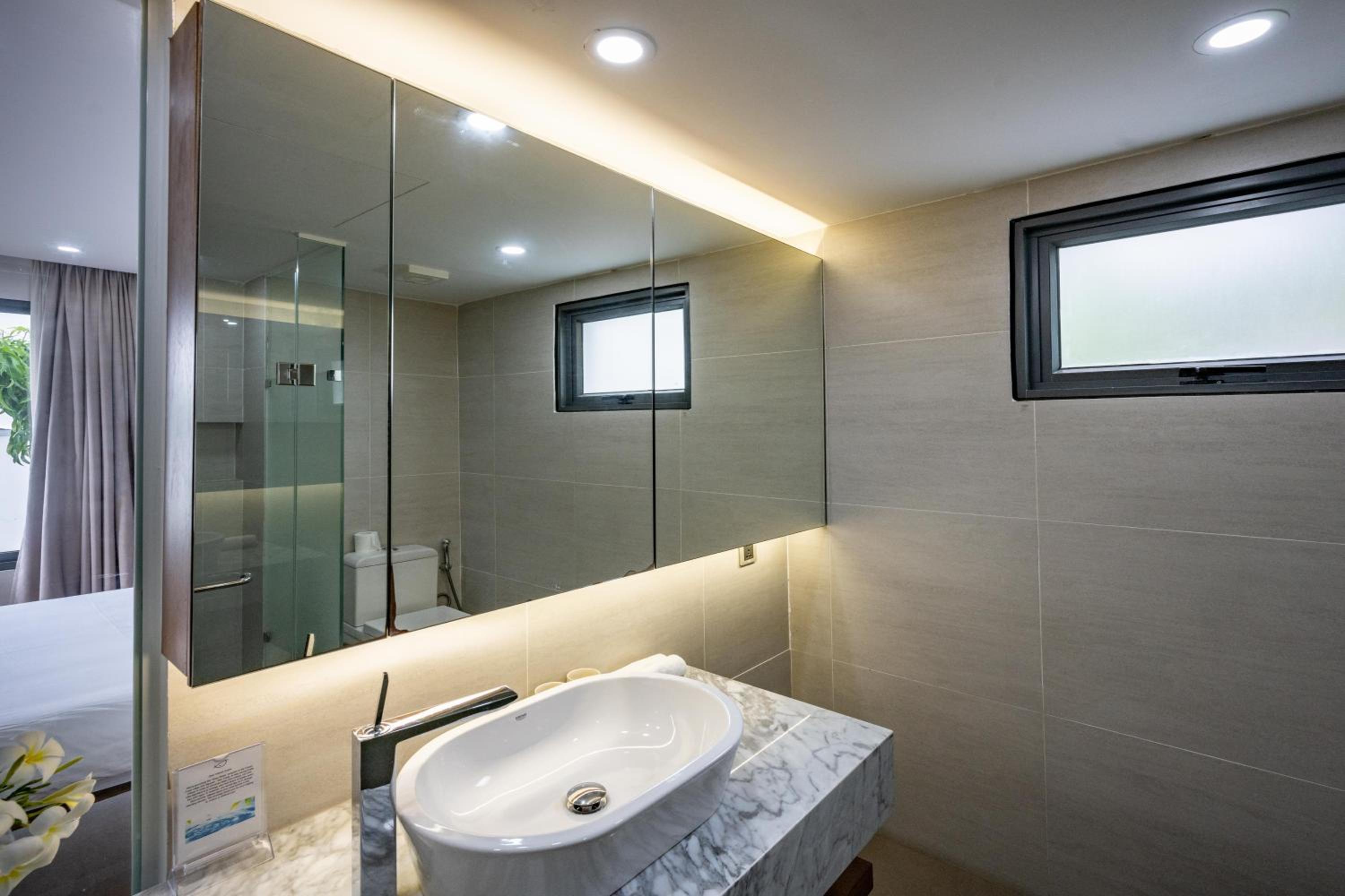 Abogo Ocean Front Villa Nha Trang
