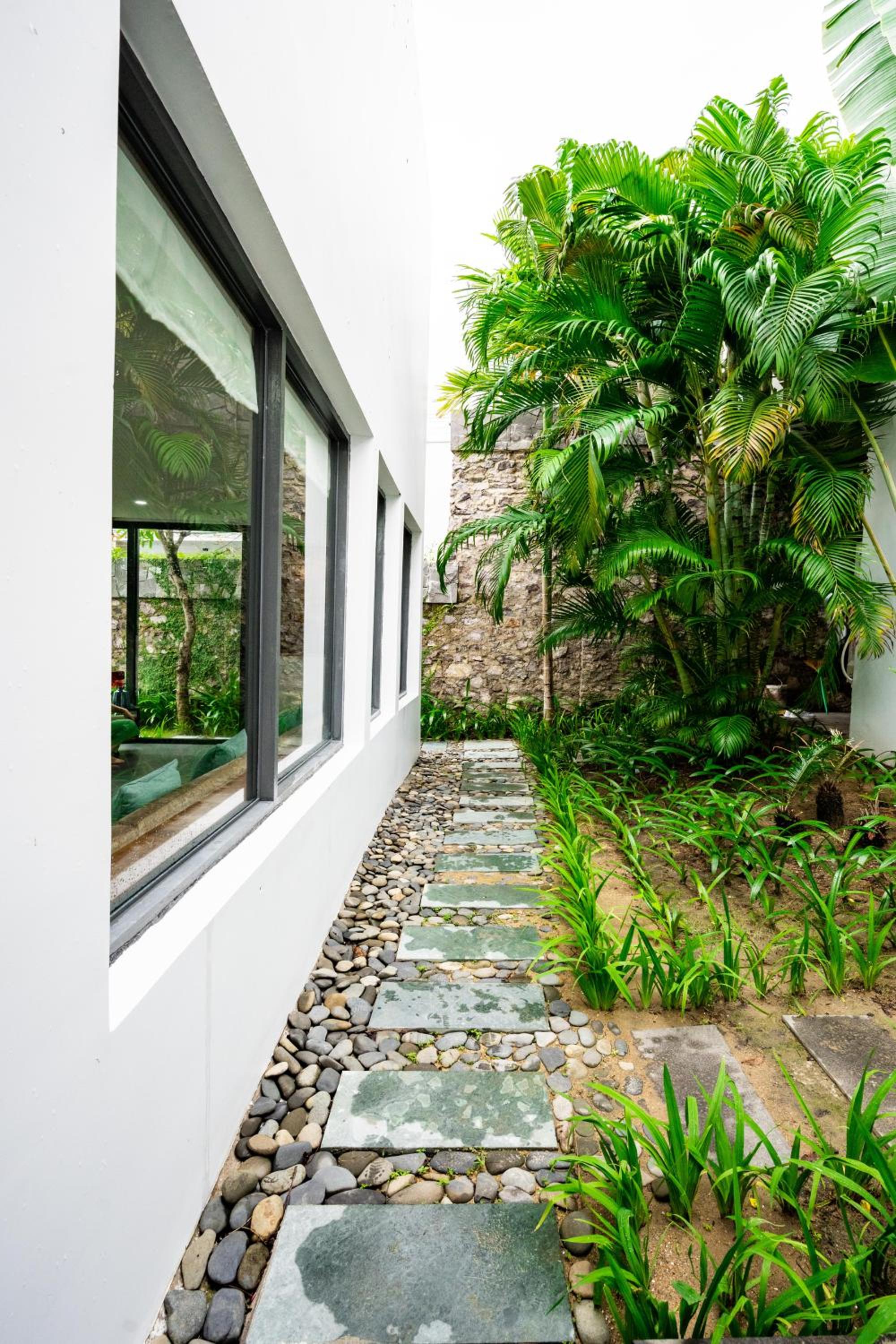 Abogo Ocean Front Villa Nha Trang