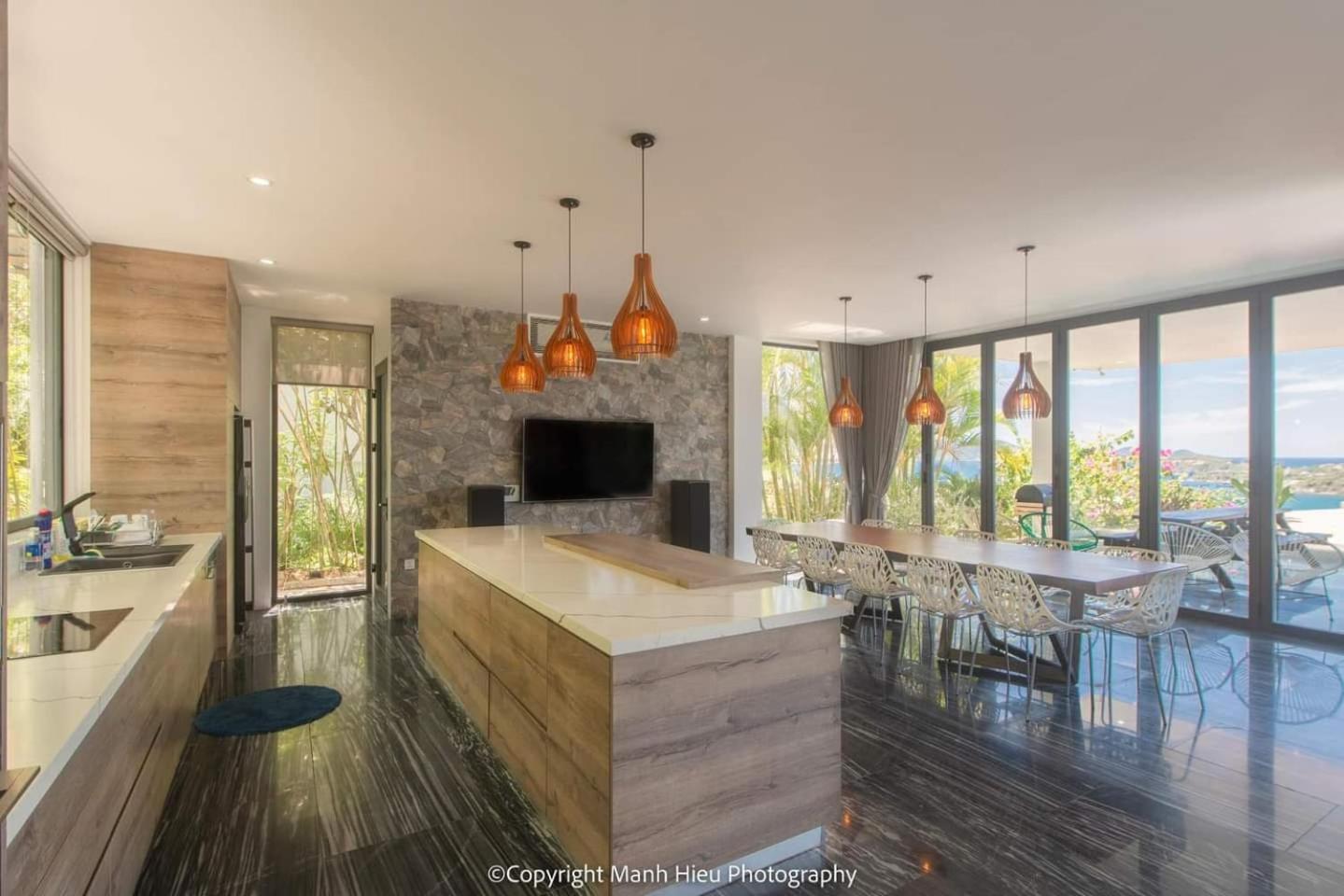 Abogo Ocean Front Villa Nha Trang