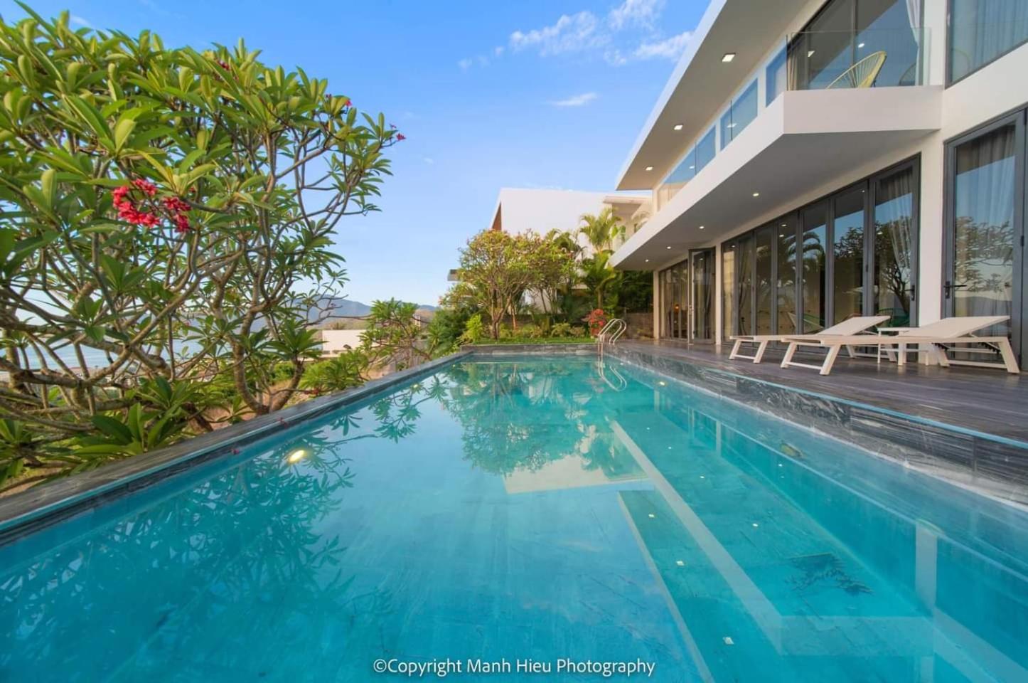 Abogo Ocean Front Villa Nha Trang