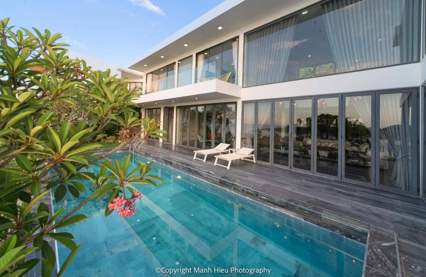 Abogo Ocean Front Villa Nha Trang