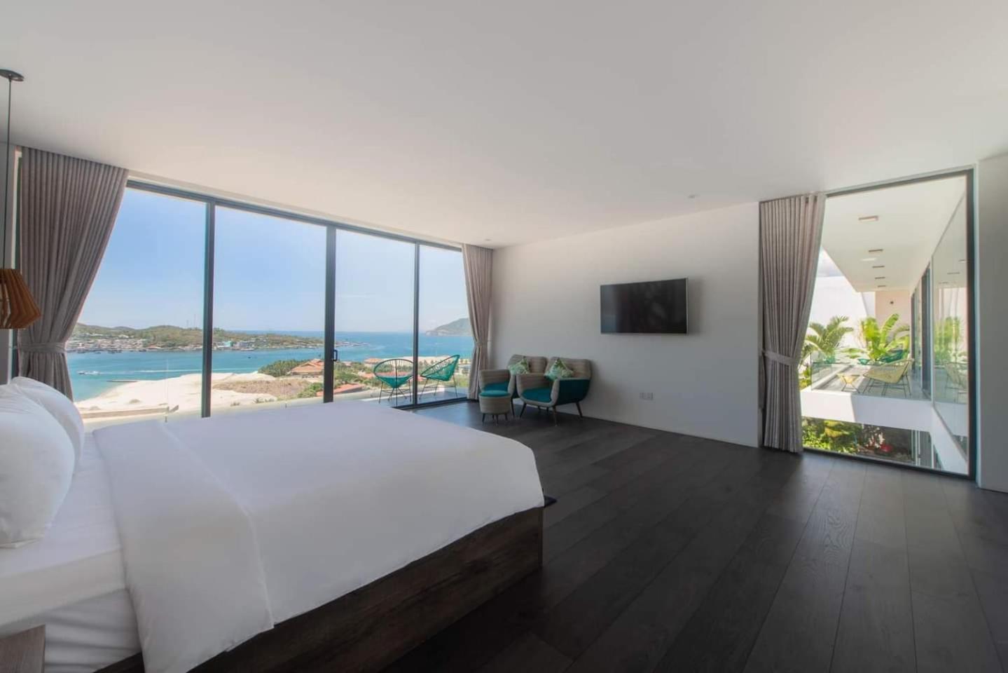 Abogo Ocean Front Villa Nha Trang