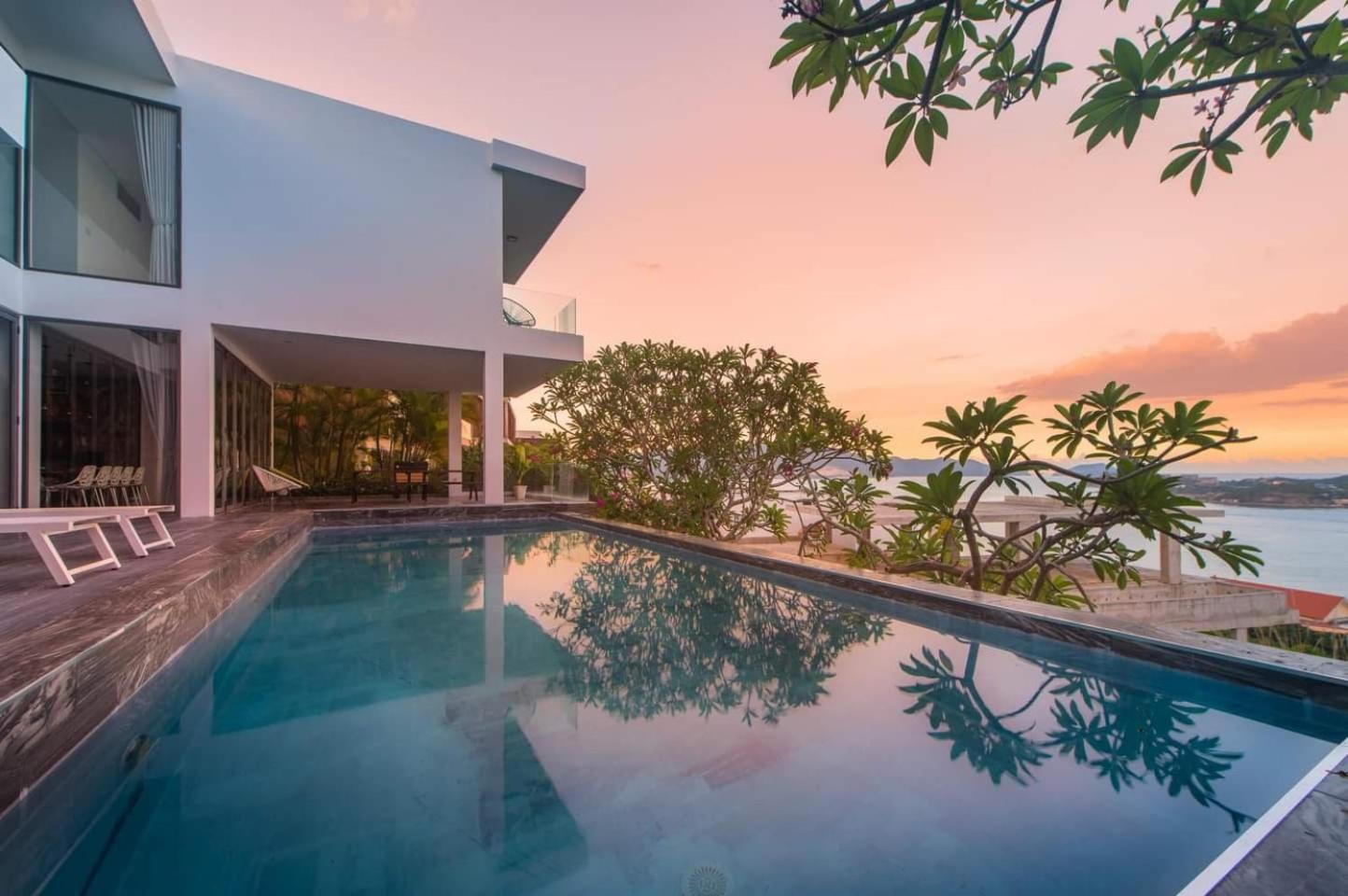 Abogo Ocean Front Villa Nha Trang