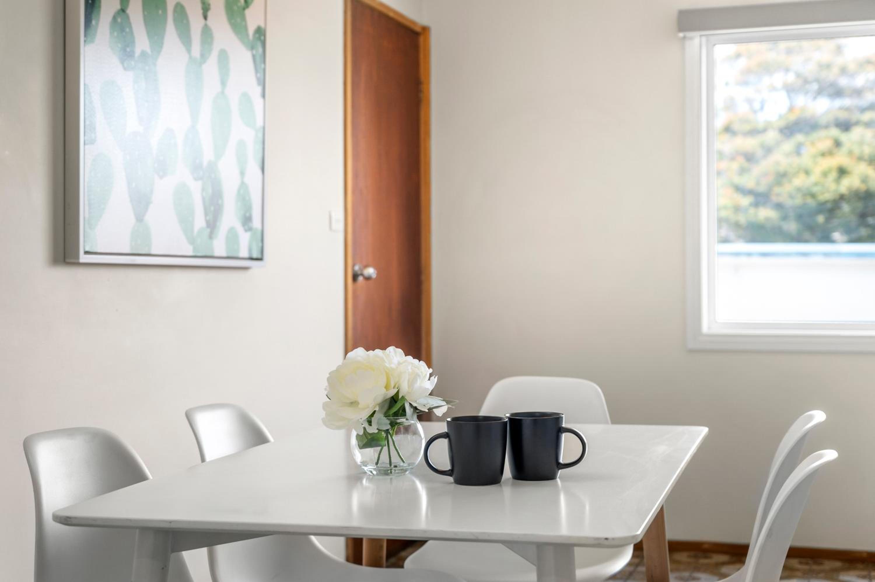 Nanas Beach House by Readyset
