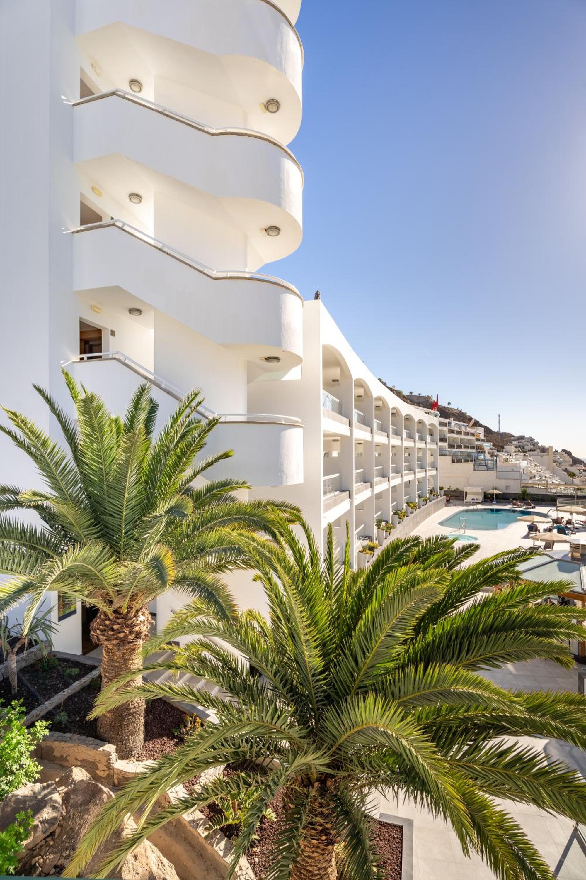 Apartamentos Cabau Altair