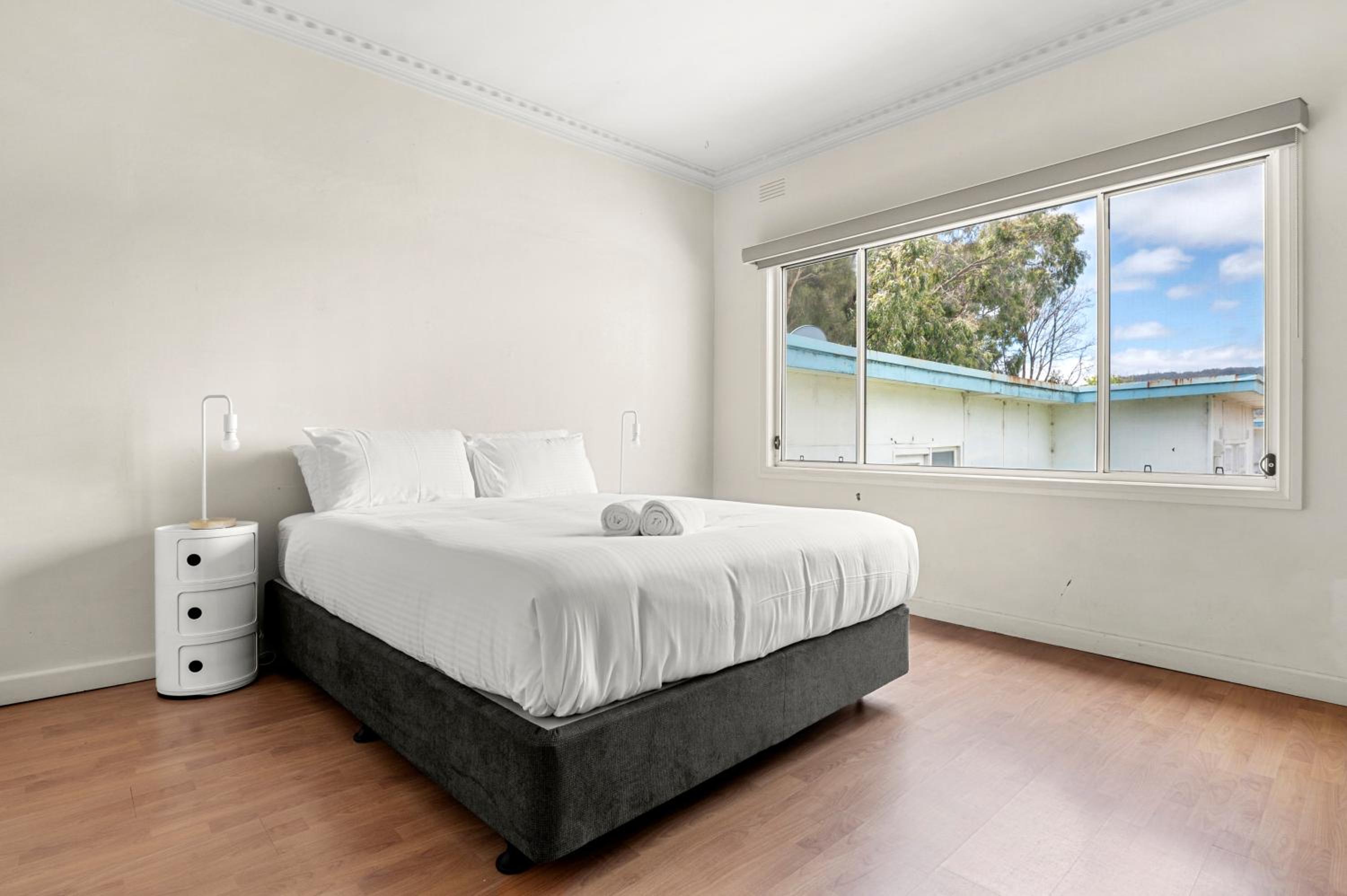Nanas Beach House by Readyset