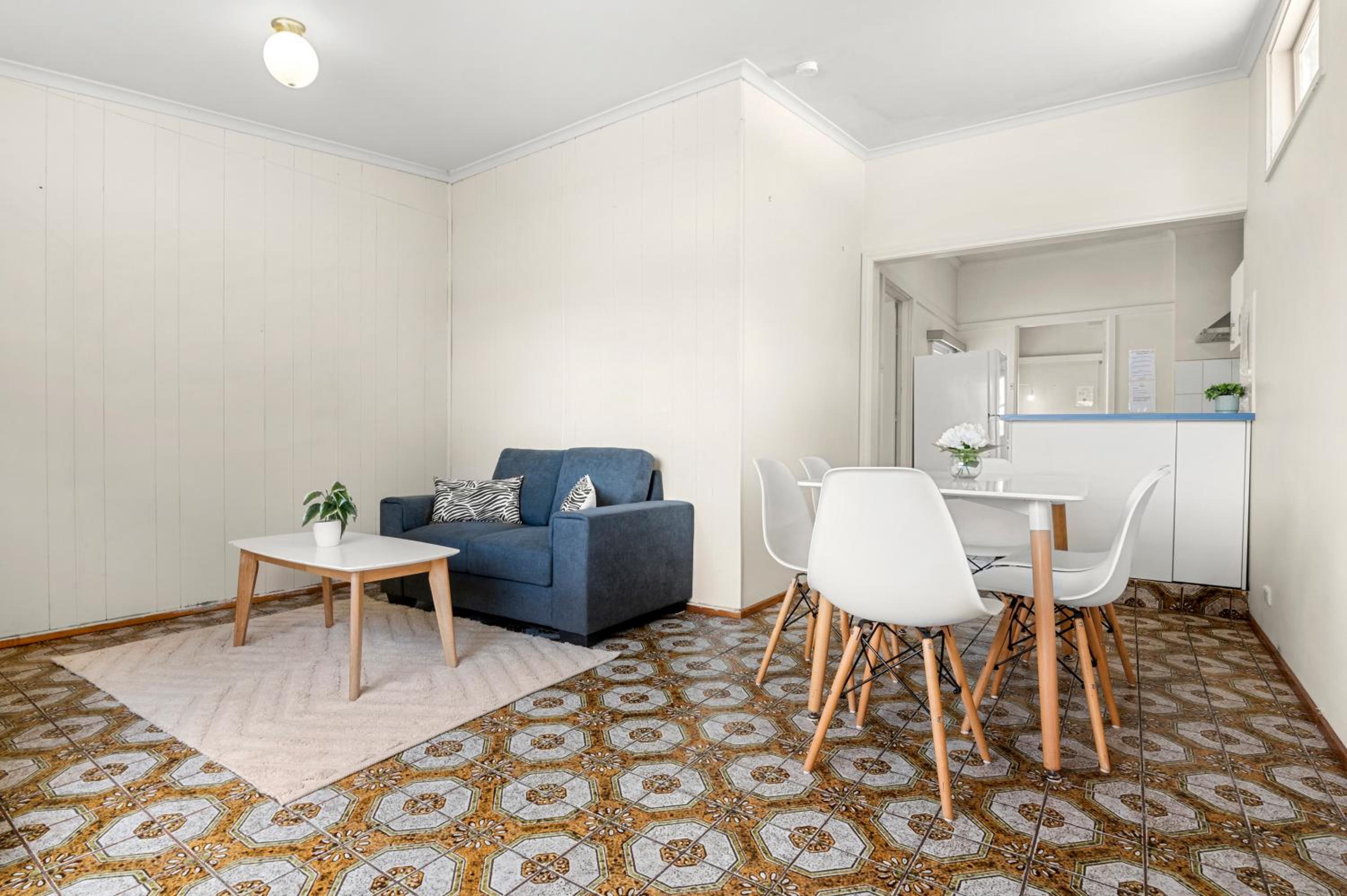 Nanas Beach House by Readyset