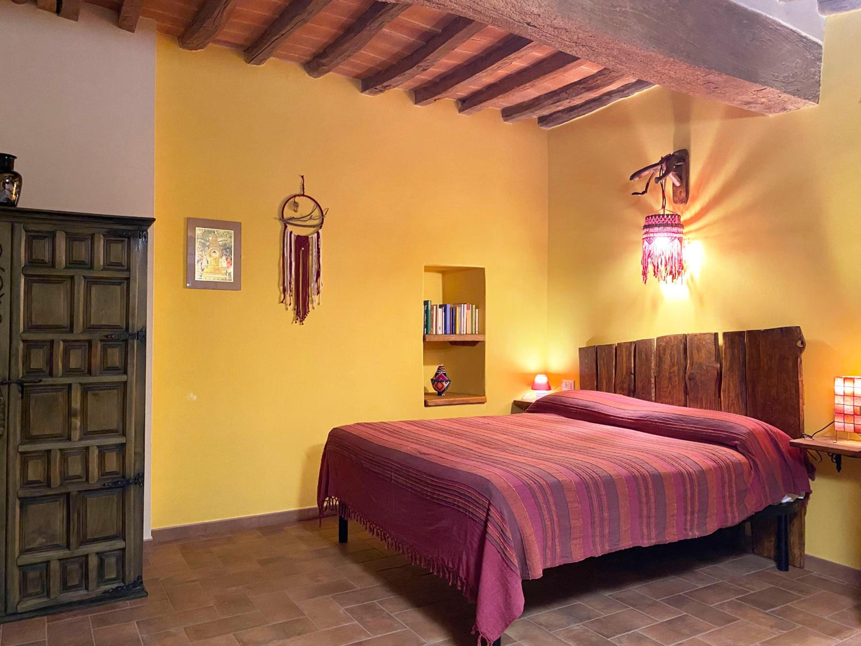 Romantic stone farmhouse studios with private terrace in beautiful Tuscany view 2