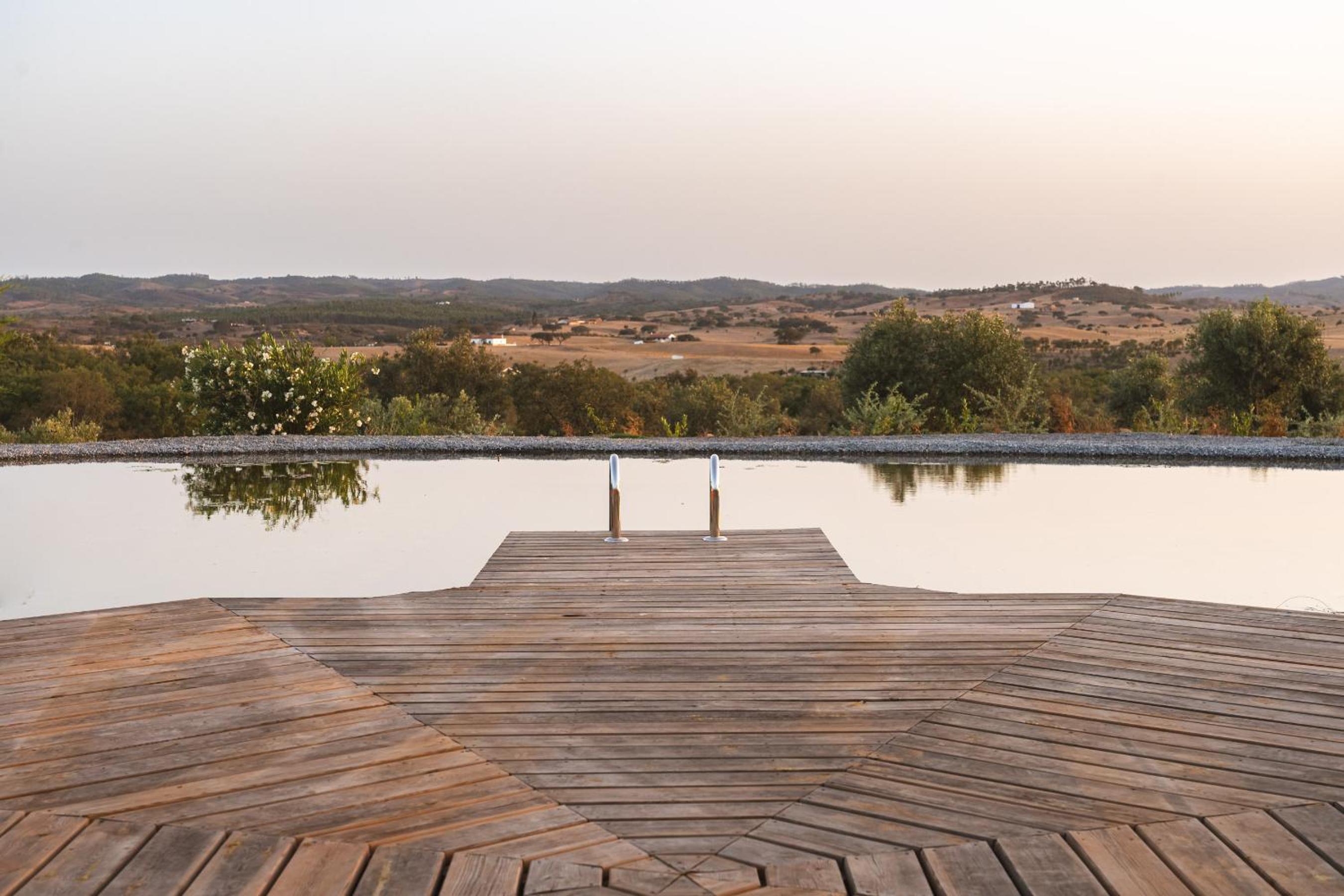 Monte Flora Farmhouse