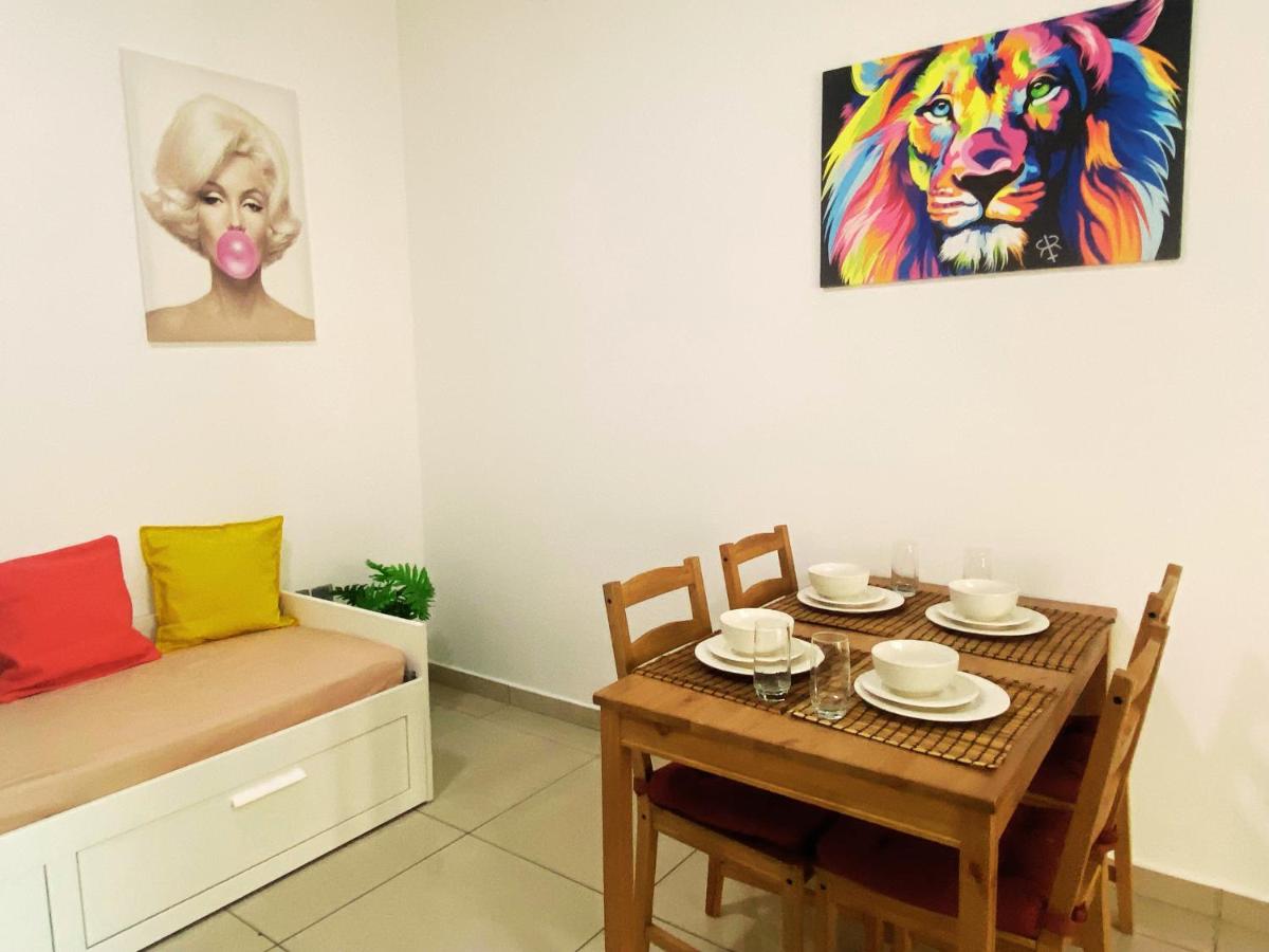 Lovely Dubai Marina Apt - Partial Sea view