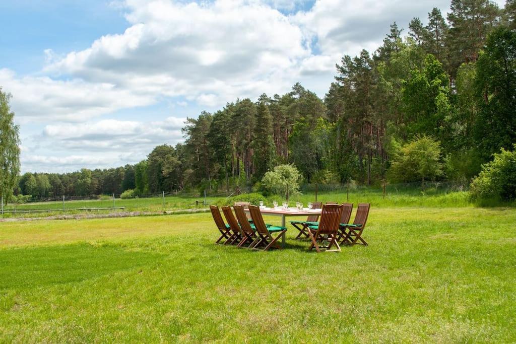 Villa Sophienschlösschen nahe Berlin - Exklusive Zeit zwischen 5 Seen mit großer Küche, gratis Sauna & 3500qm Garten