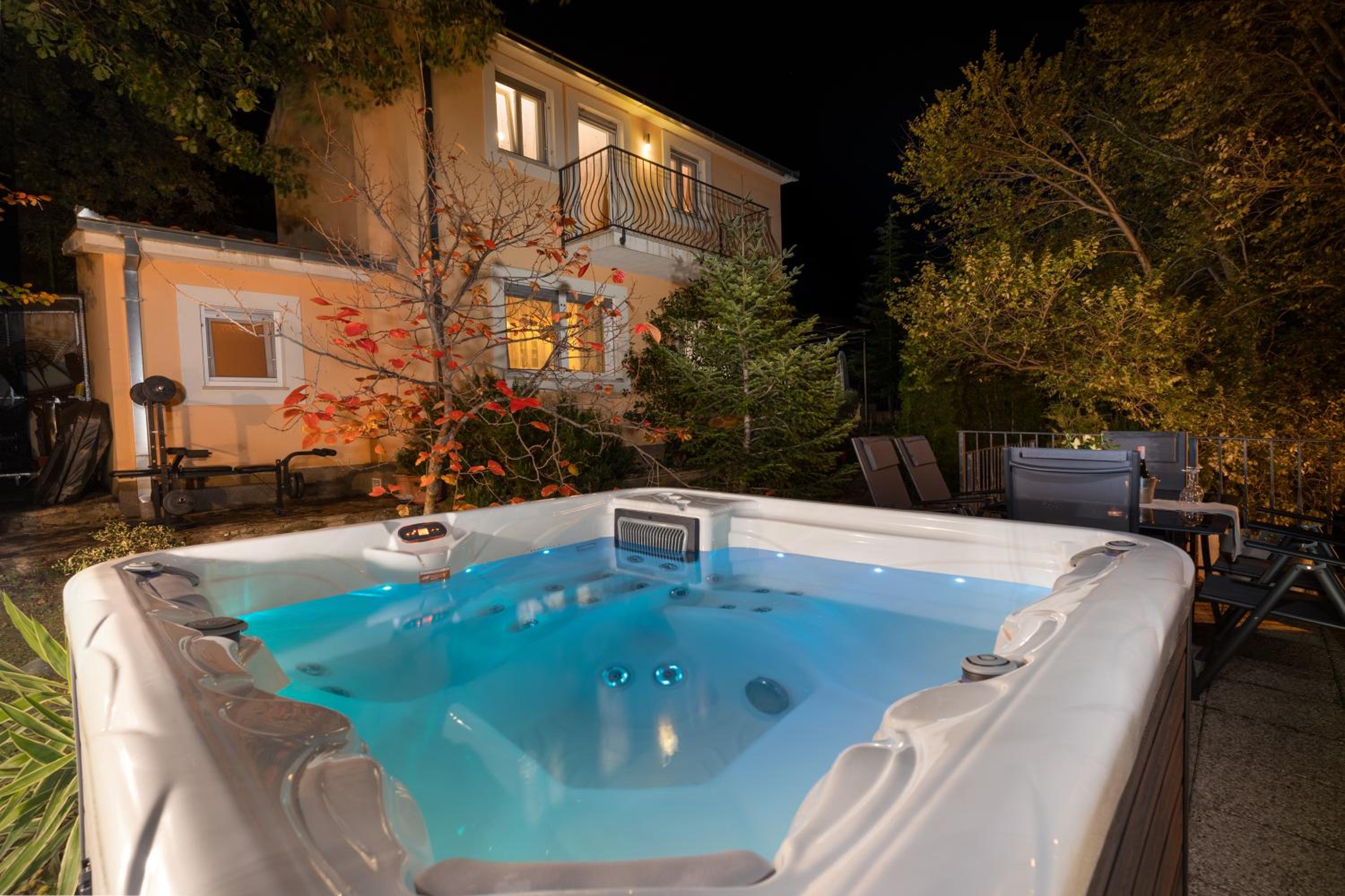 HIDDEN PARADISE - Villa by Split view 4