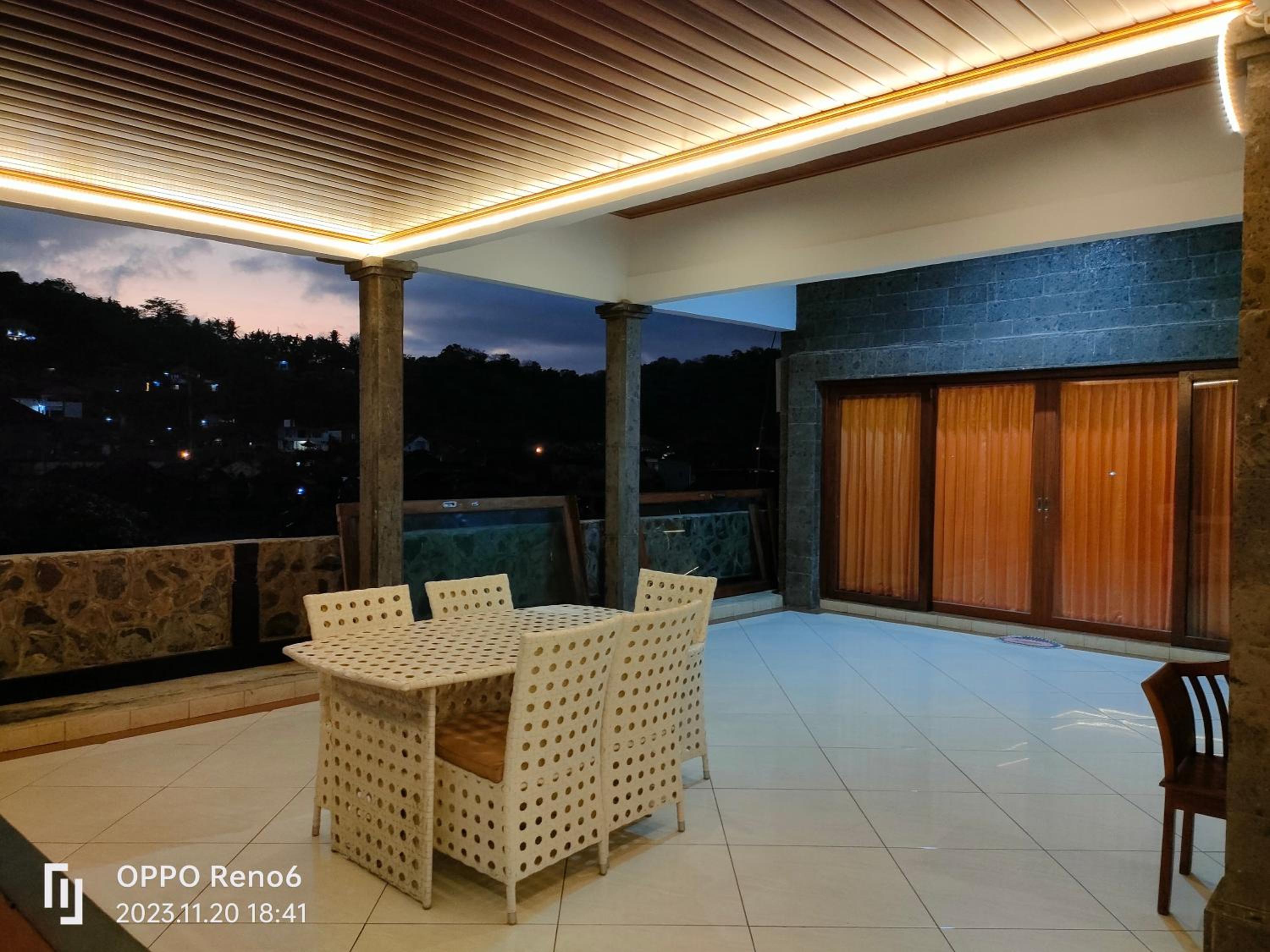 Dharma homestay