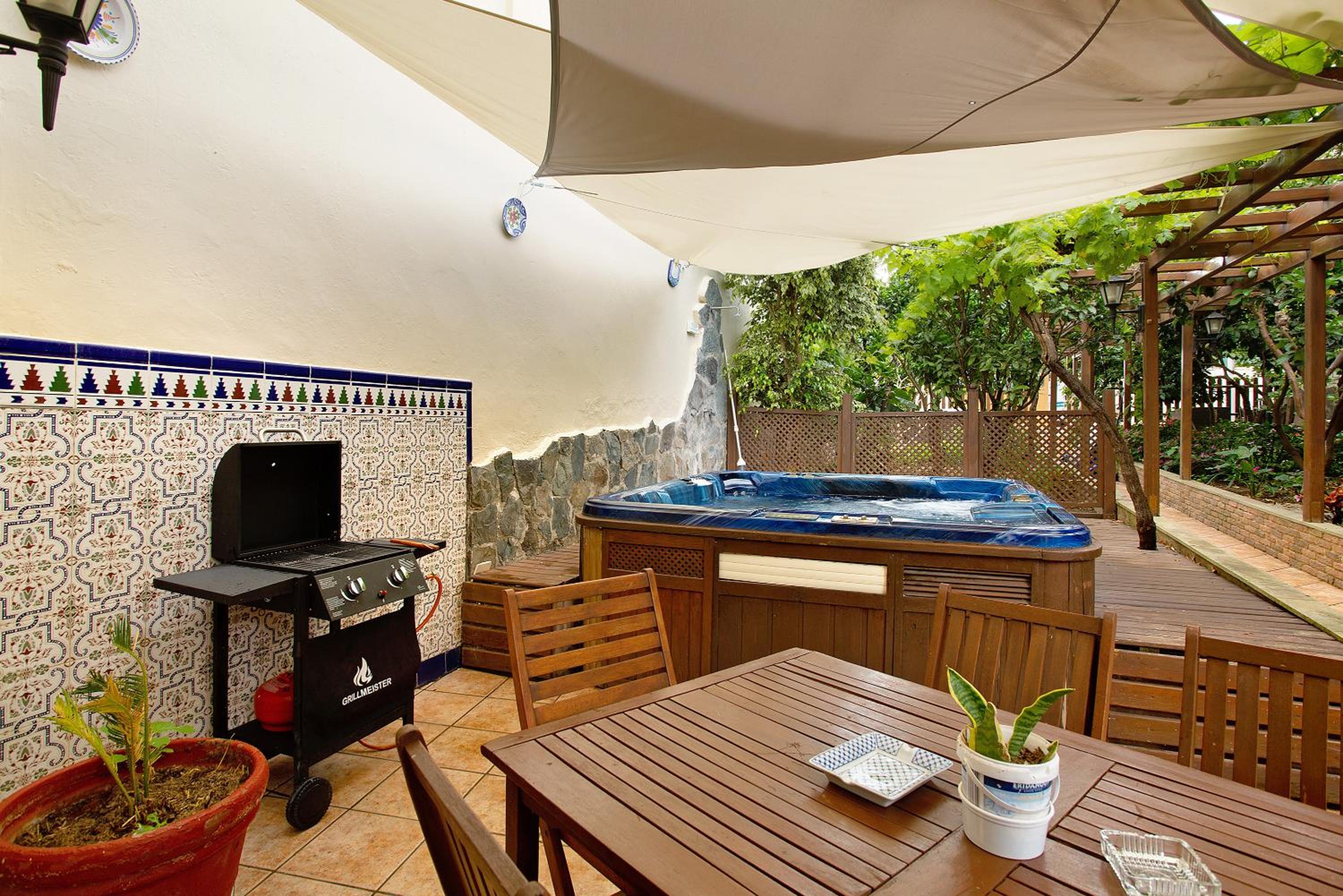 Duplex Carmelo y Carmela