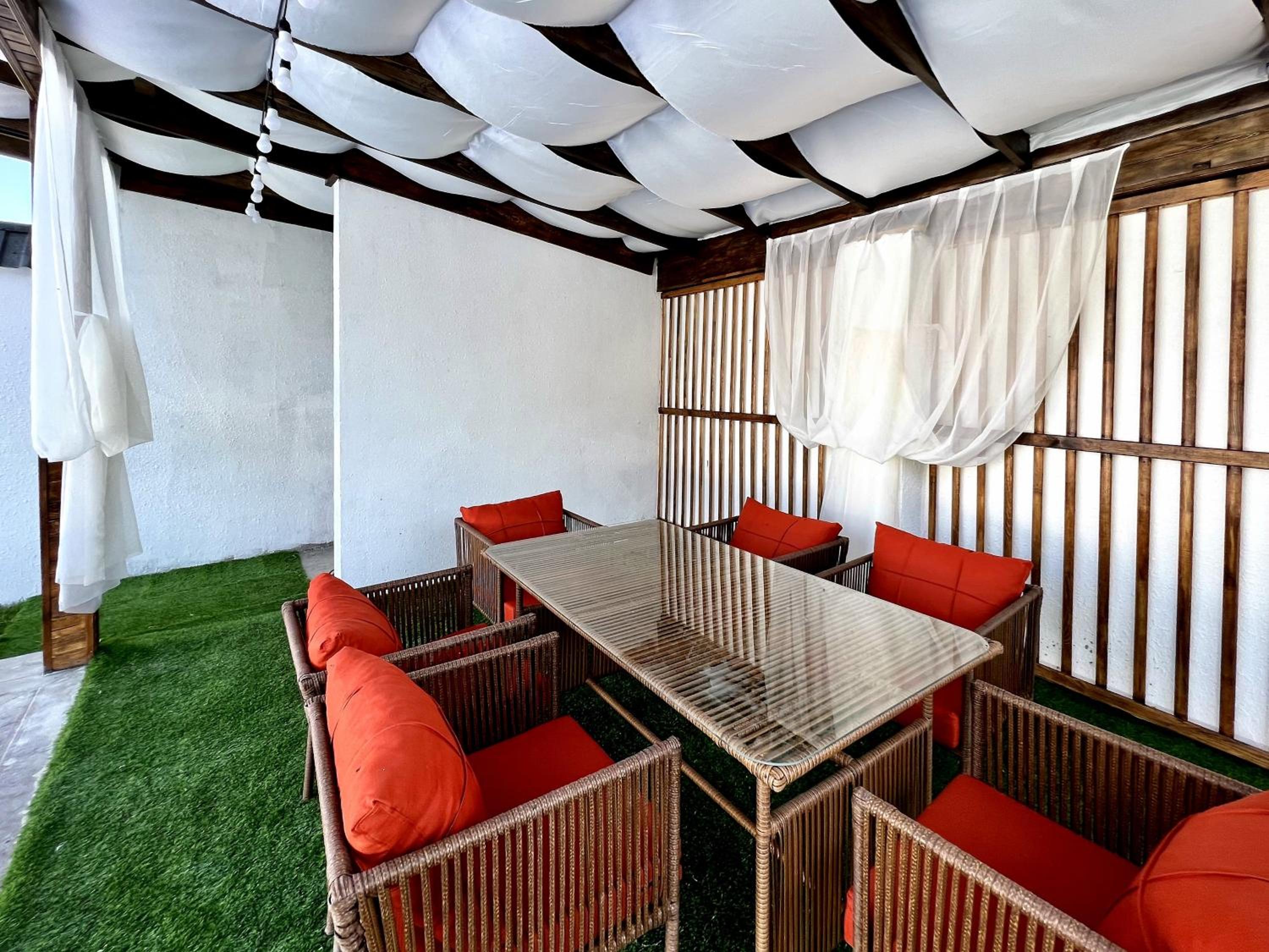 Area36 Royal Chalet