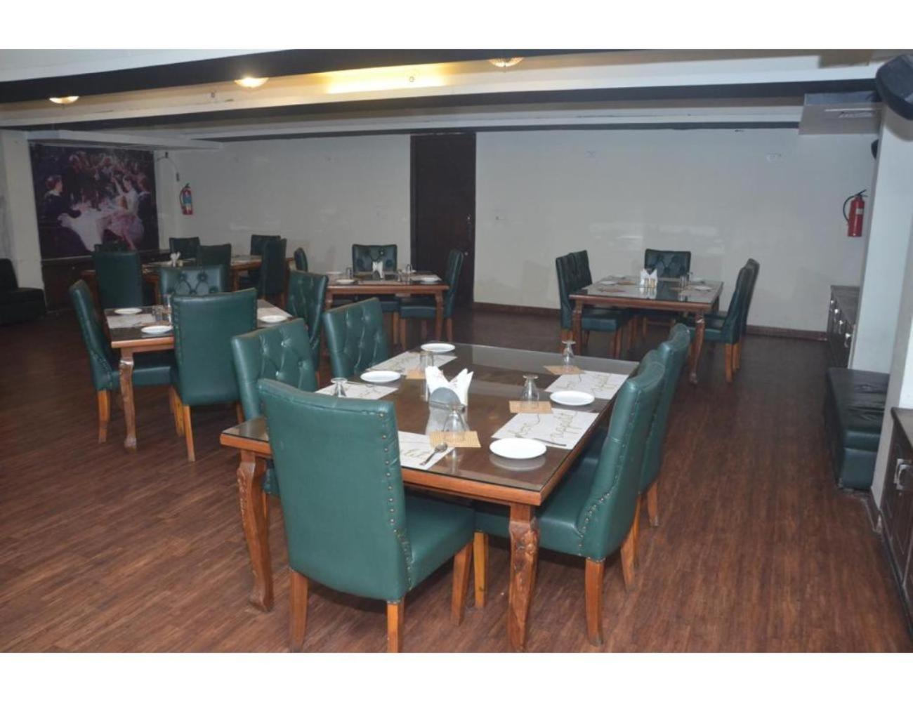 Hotel lords,Dehradun