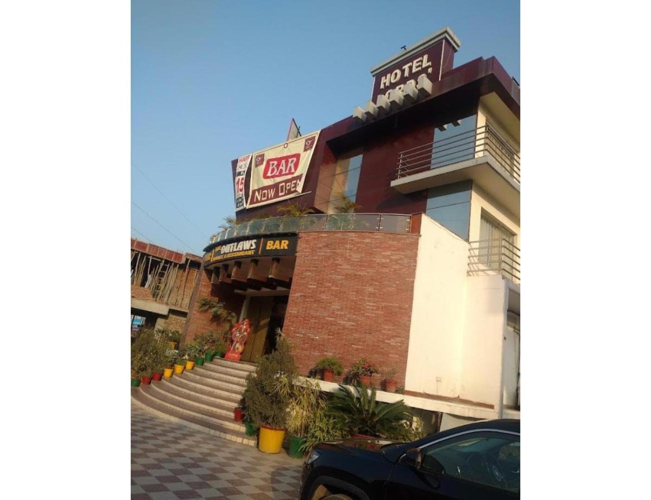 Hotel lords,Dehradun