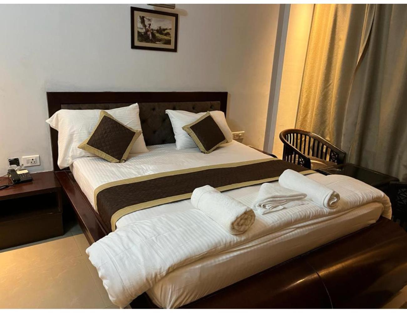 Hotel lords,Dehradun
