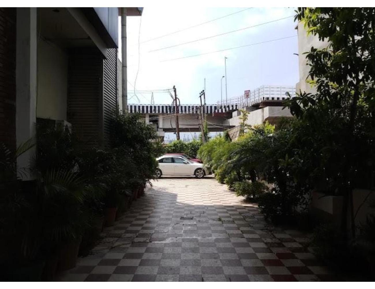 Hotel lords,Dehradun