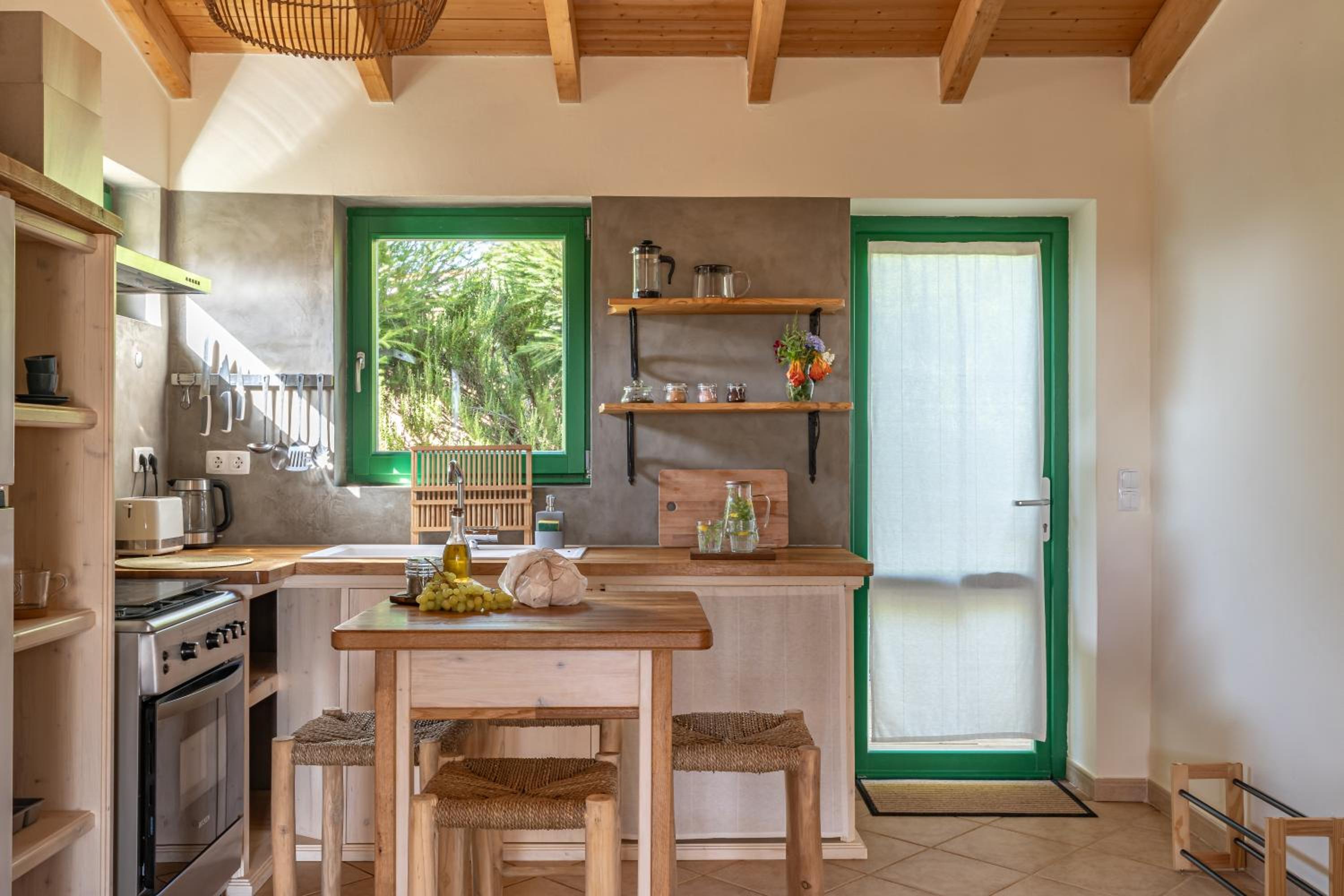 Monte Flora Farmhouse