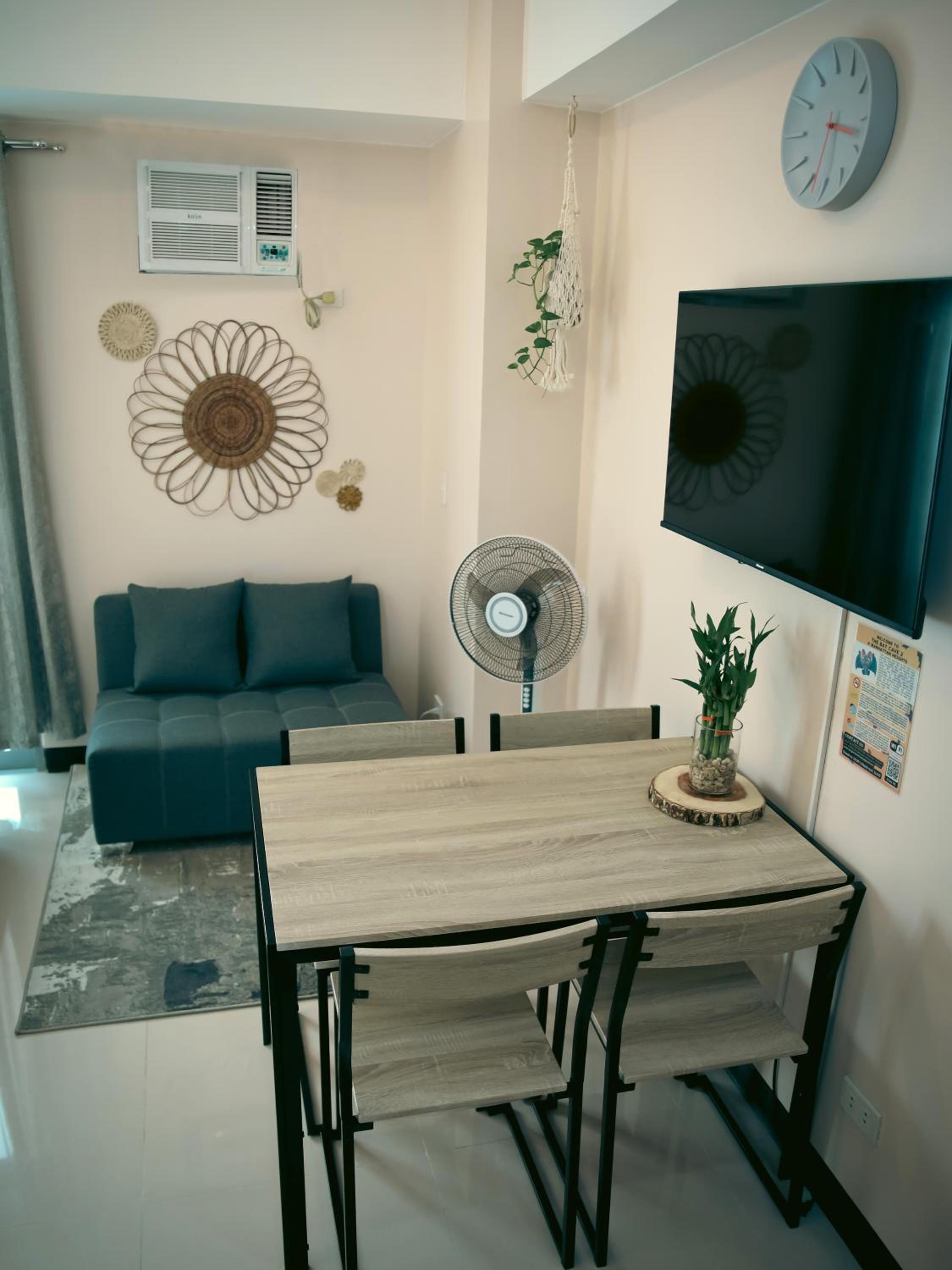 The Bat Cave 2 at Manhattan Heights Araneta Cubao view 2