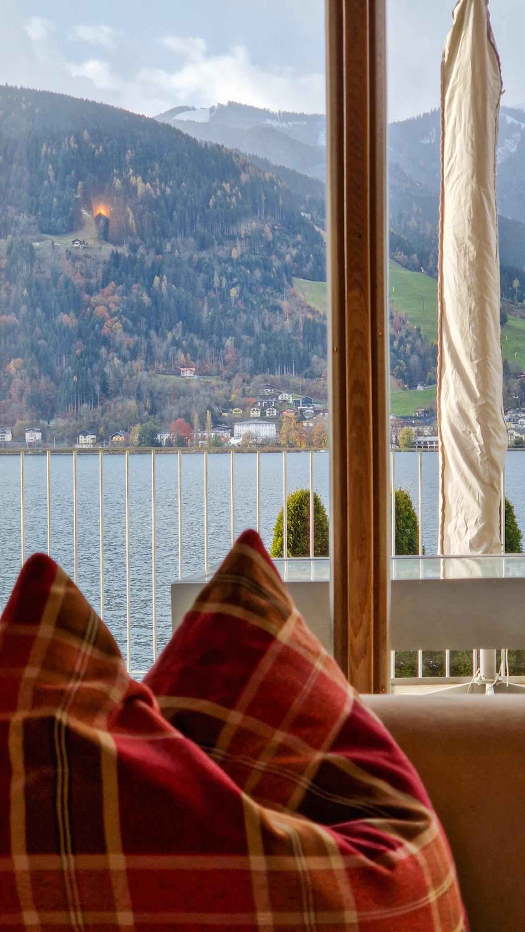 Finest Lakeside Villa Zell am See incl SUMMER CARD by All in One Apartments