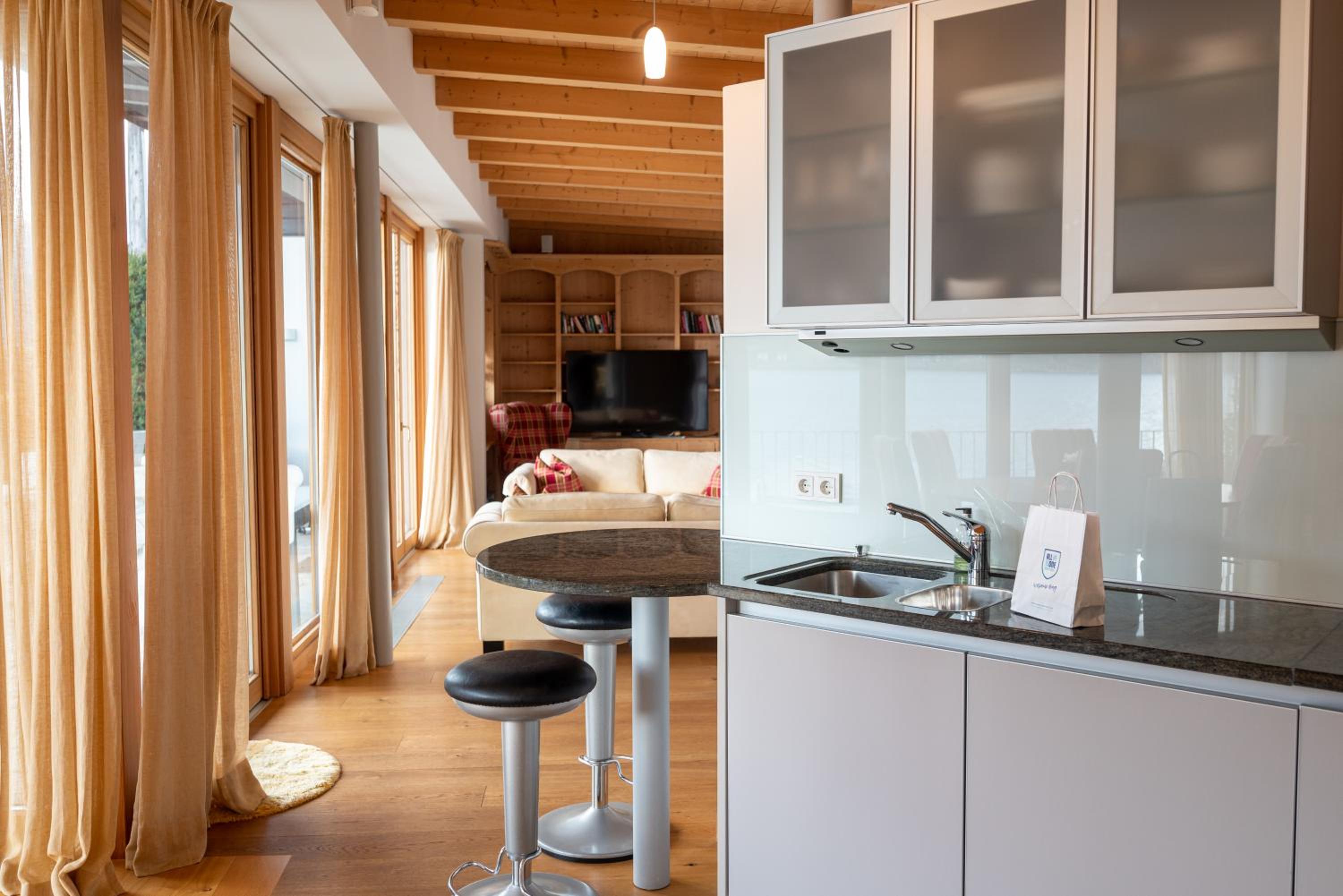 Finest Lakeside Villa Zell am See incl SUMMER CARD by All in One Apartments