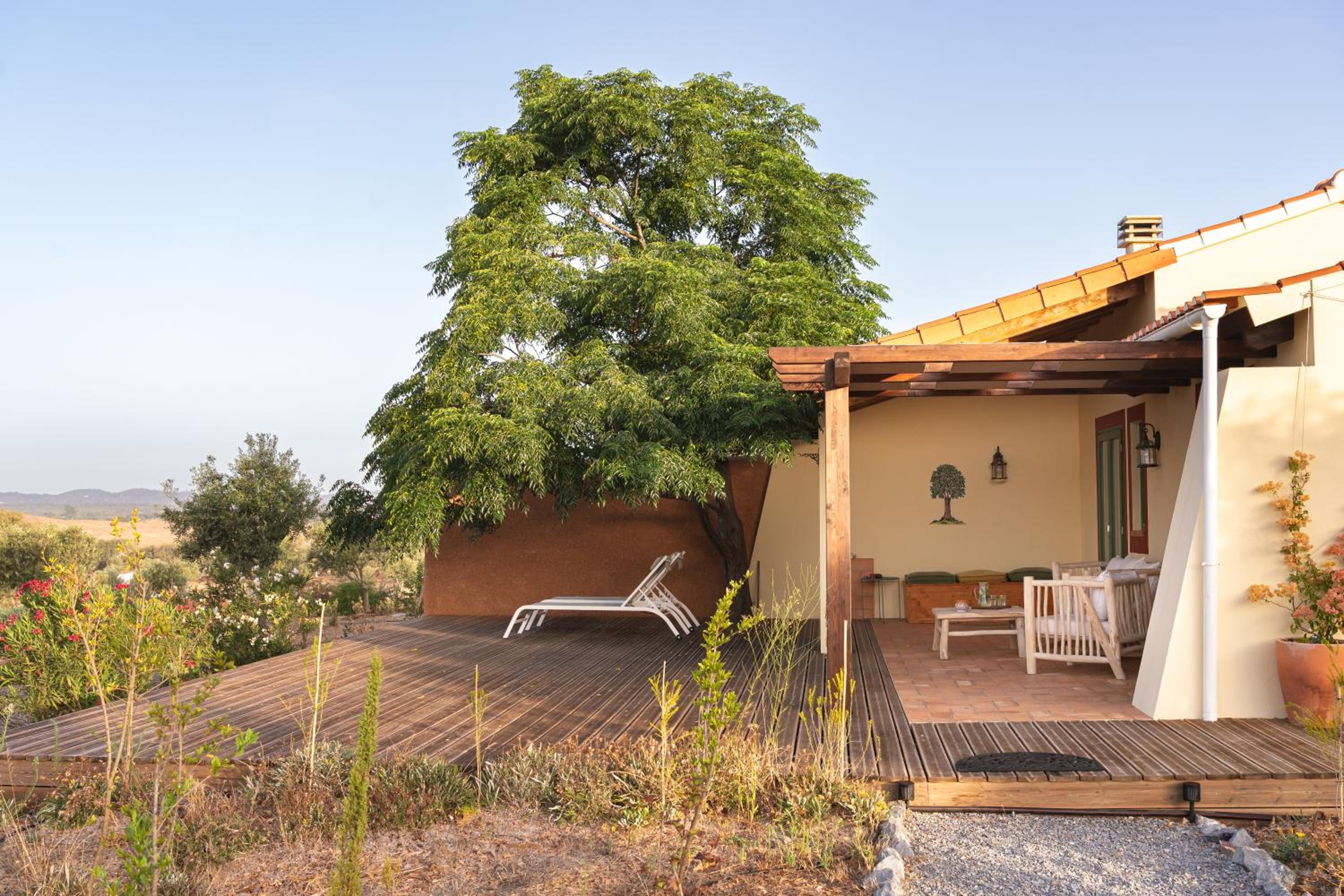 Monte Flora Farmhouse