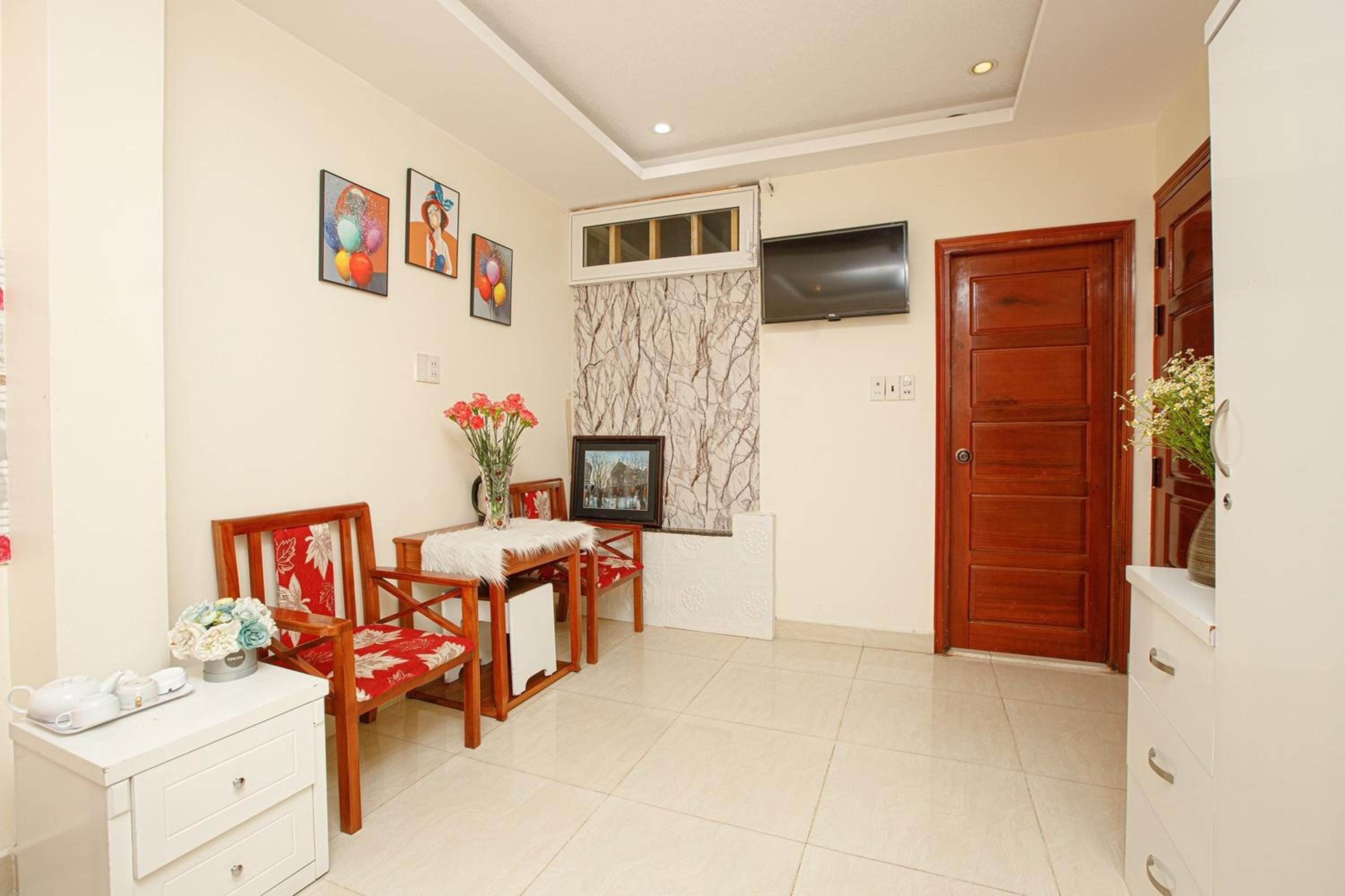 Vietnam Hotel Dalat view 5