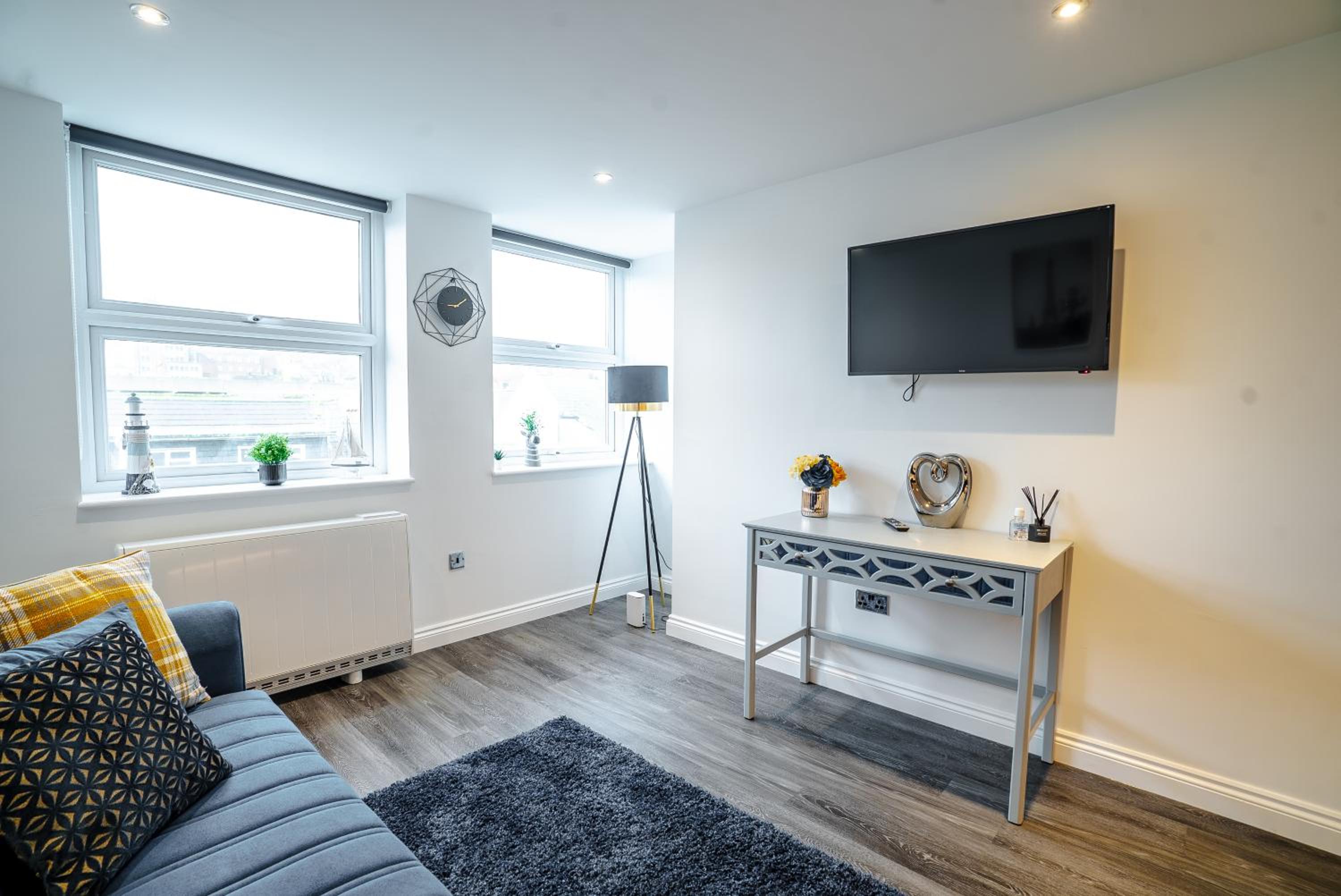 Stunning 1 bed flat in the heart of Brighton lanes view 2