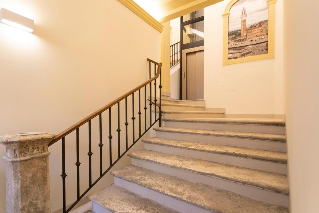 PALAZZO RINUCCINI - MANGIA Apartment view 4