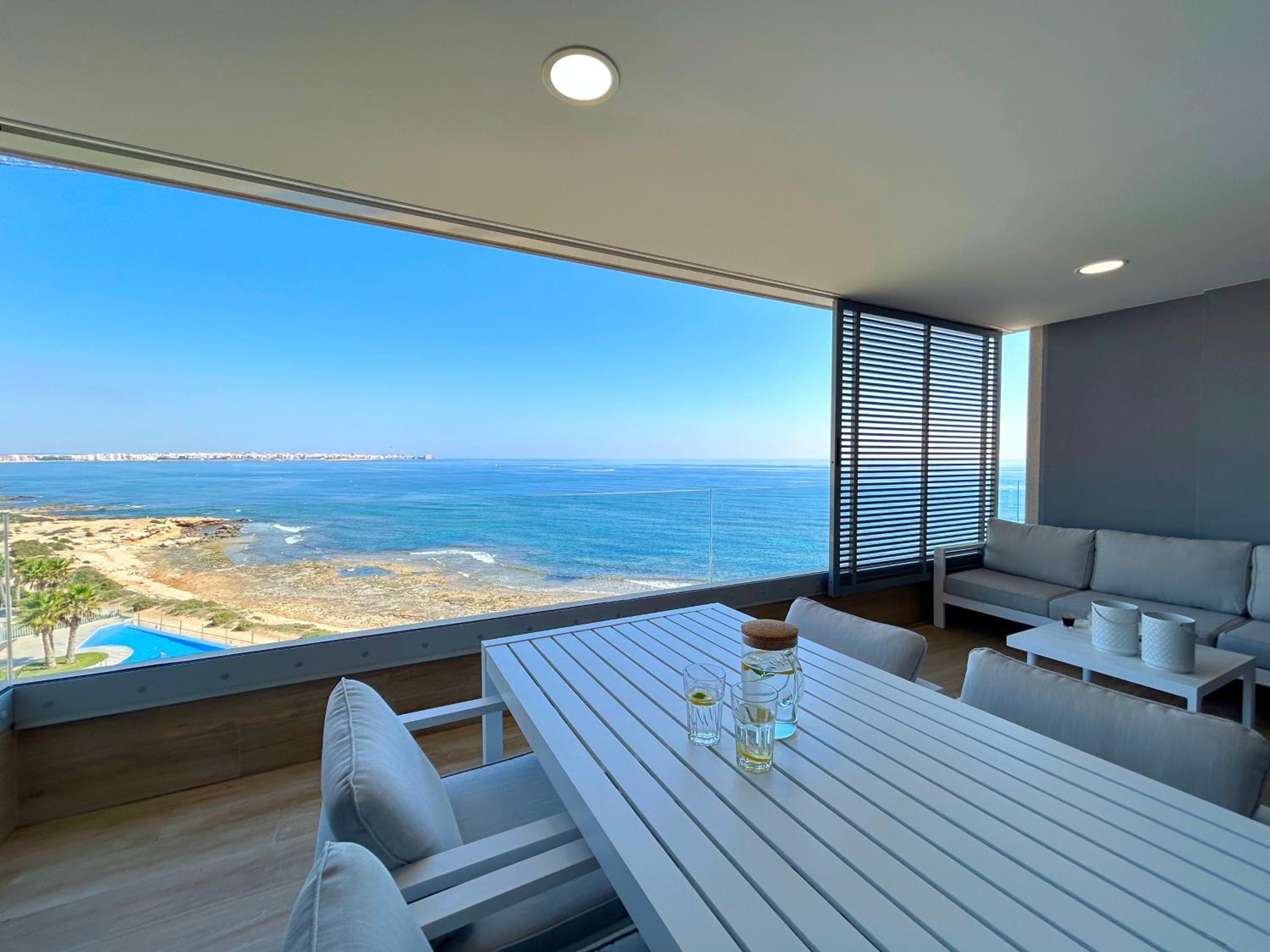 POSIDONIA PUNTA PRIMA - Luxury Seafront Apartments