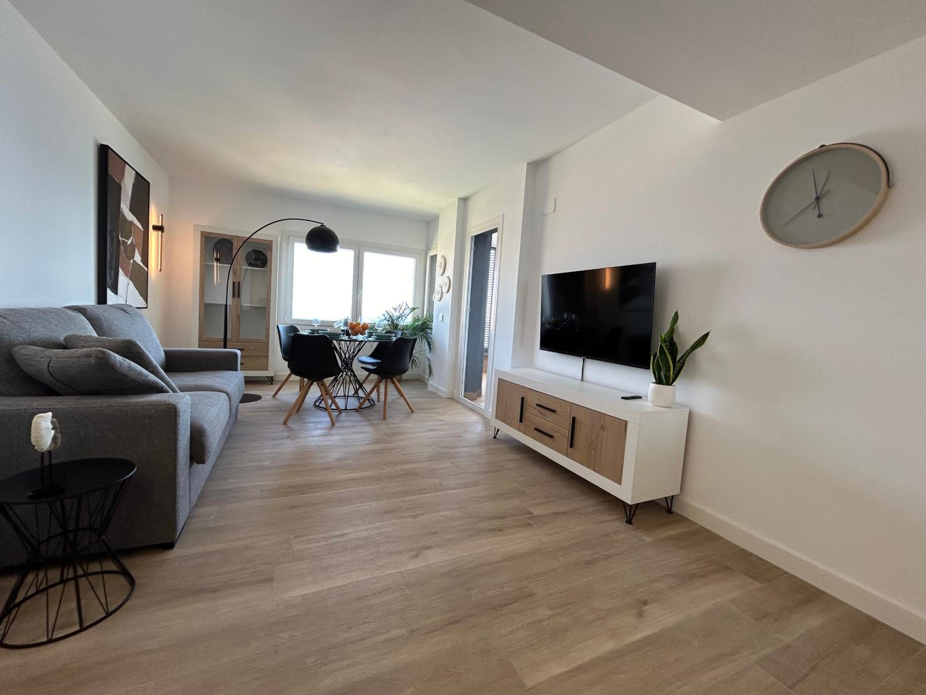 POSIDONIA PUNTA PRIMA - Luxury Seafront Apartments