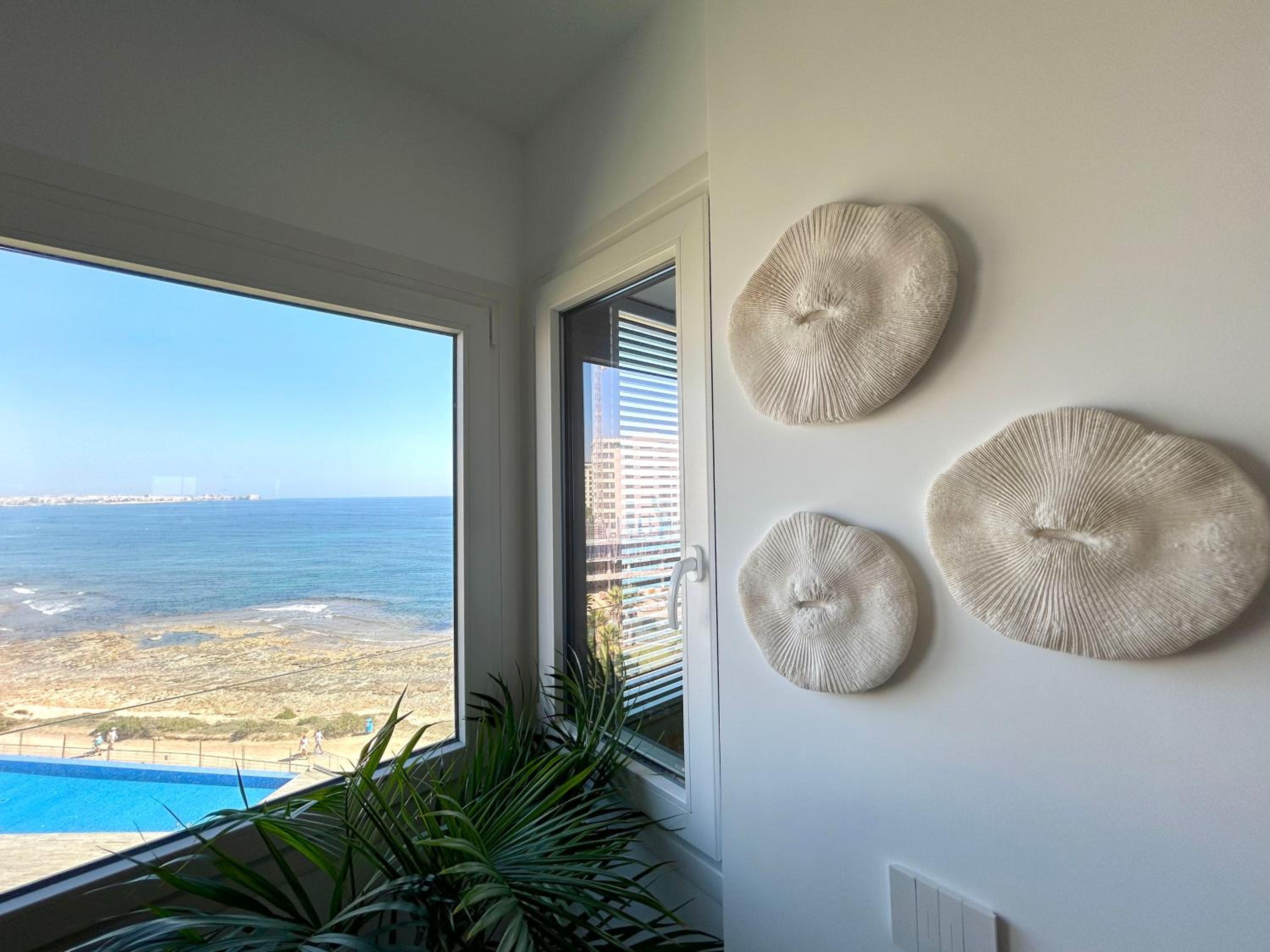 POSIDONIA PUNTA PRIMA - Luxury Seafront Apartments
