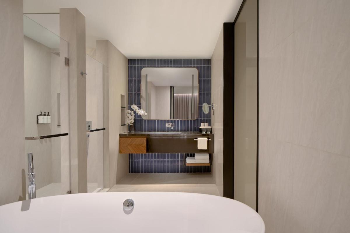 InterContinental Bangkok Sukhumvit by IHG 12