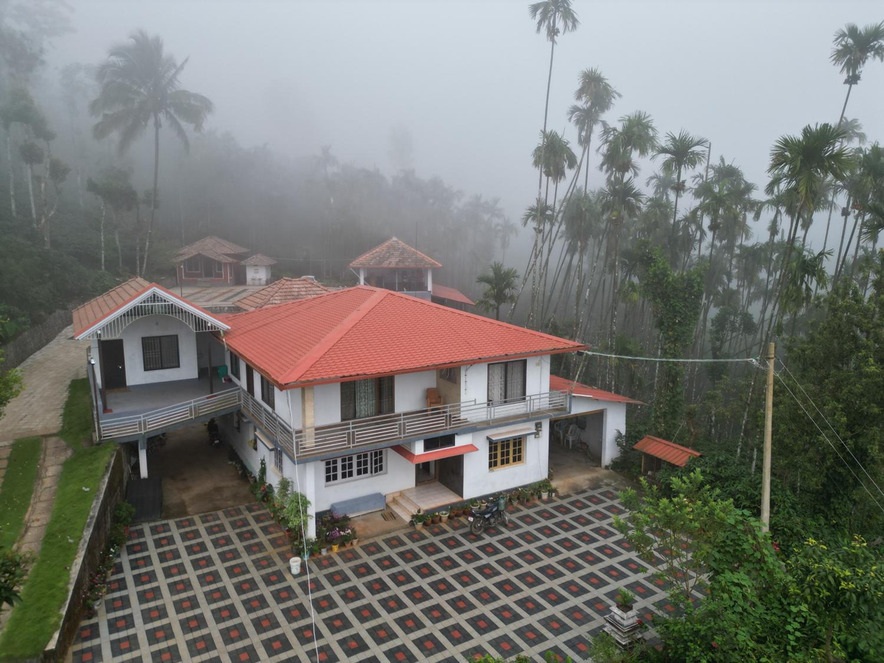 sirivana homestay